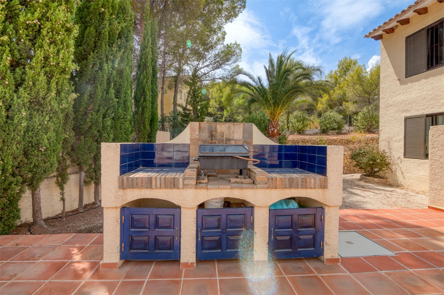 1521 - Magnificent villa with swimming pool just a few minutes from the centre of Altea La Vella