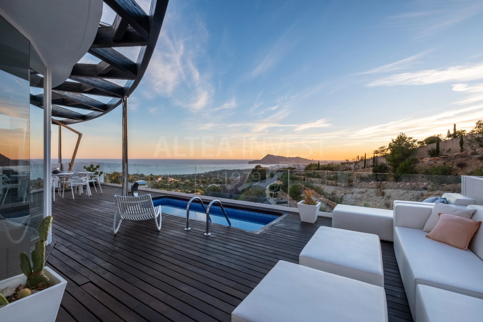 1509 - Villa moderne avec vue panoramique sur la Sierra d'Altea