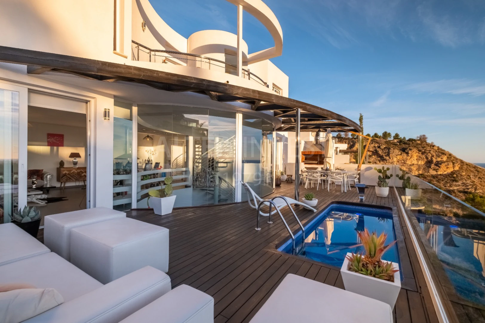 1509 - Villa moderne avec vue panoramique sur la Sierra d'Altea