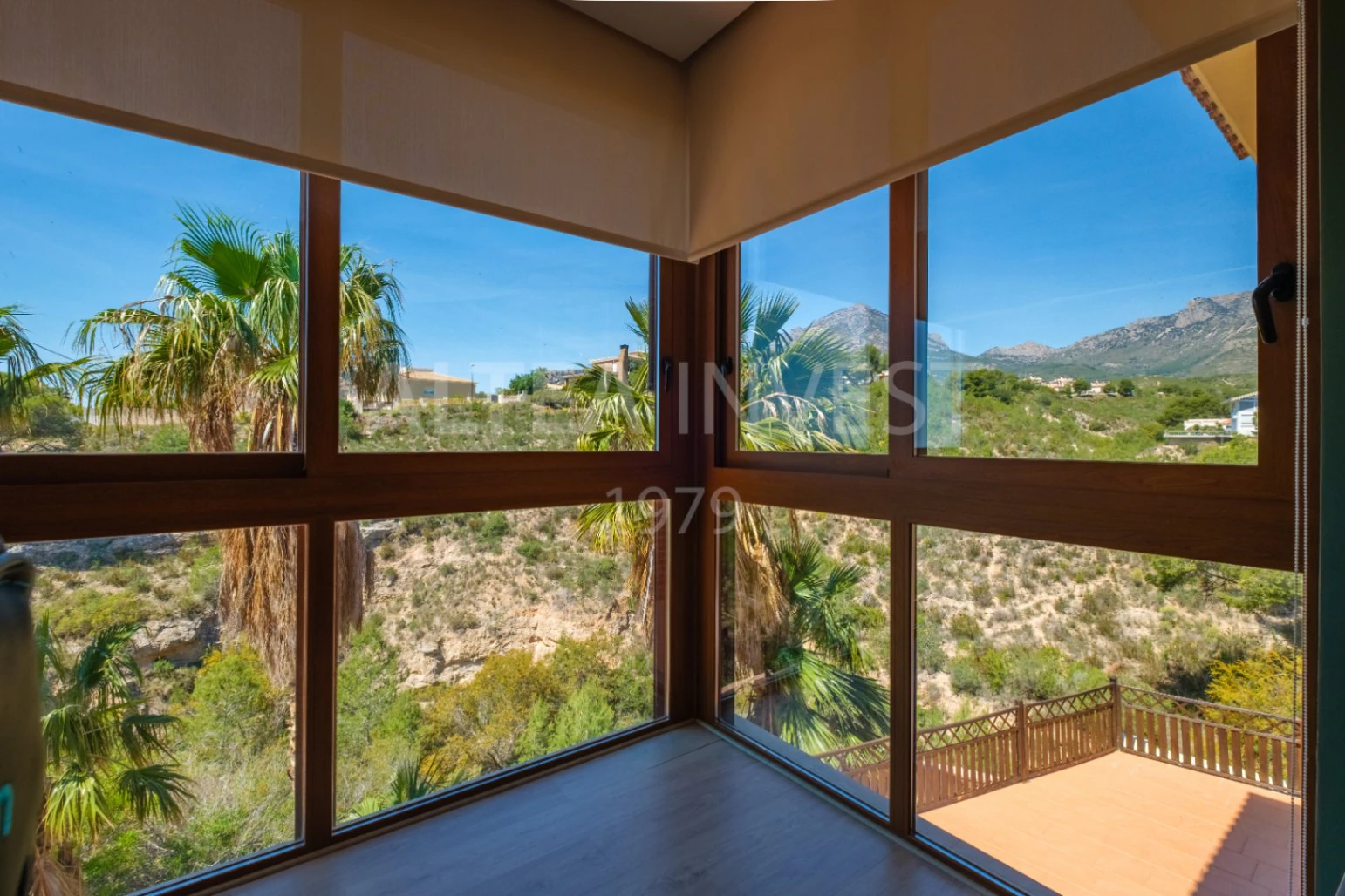 1550 - Contemporary Villa with Views of the Mediterranean Sea in La Nucía