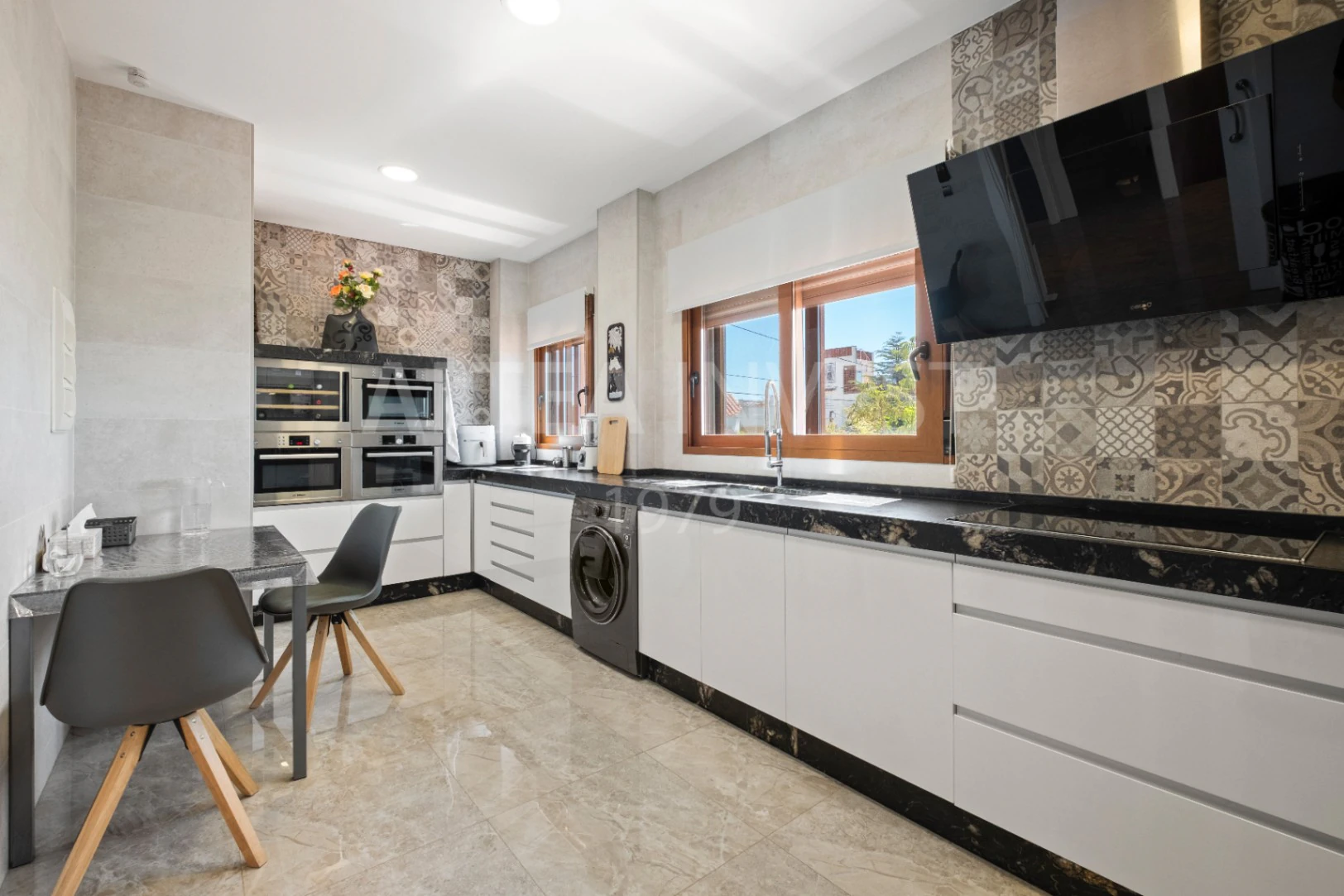 1550 - Contemporary Villa with Views of the Mediterranean Sea in La Nucía