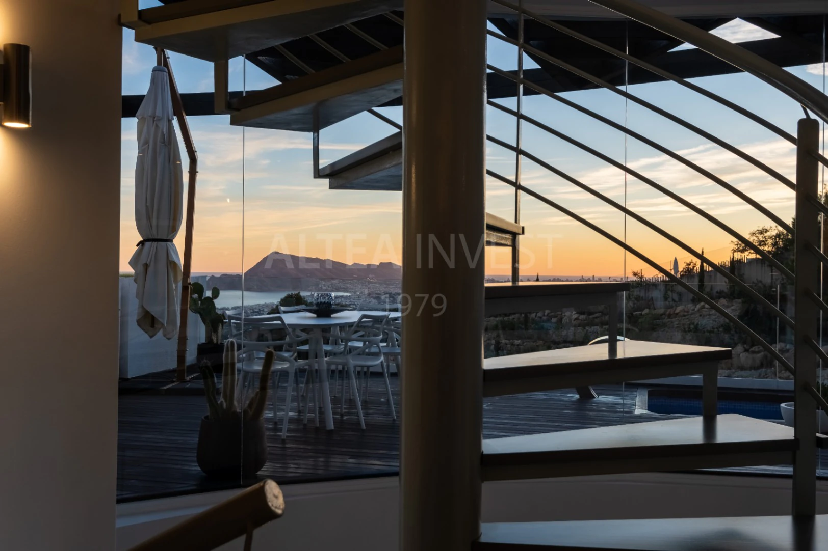1509 - Villa moderne avec vue panoramique sur la Sierra d'Altea