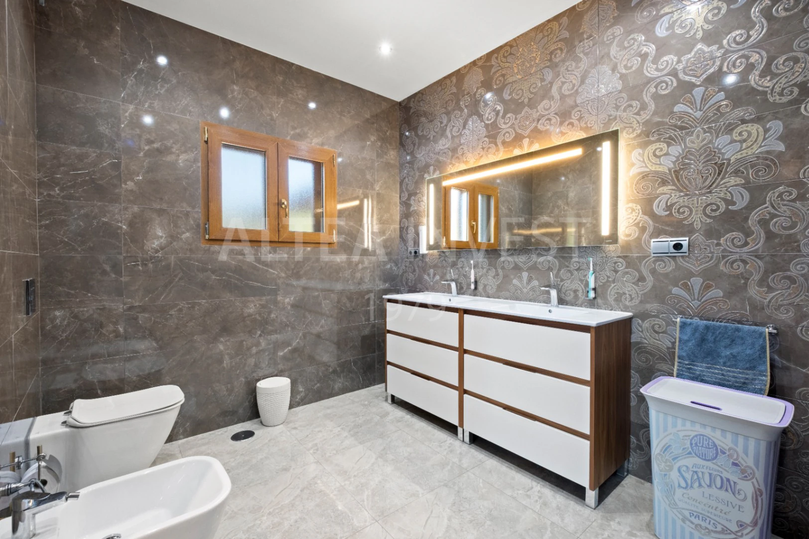 1550 - Contemporary Villa with Views of the Mediterranean Sea in La Nucía