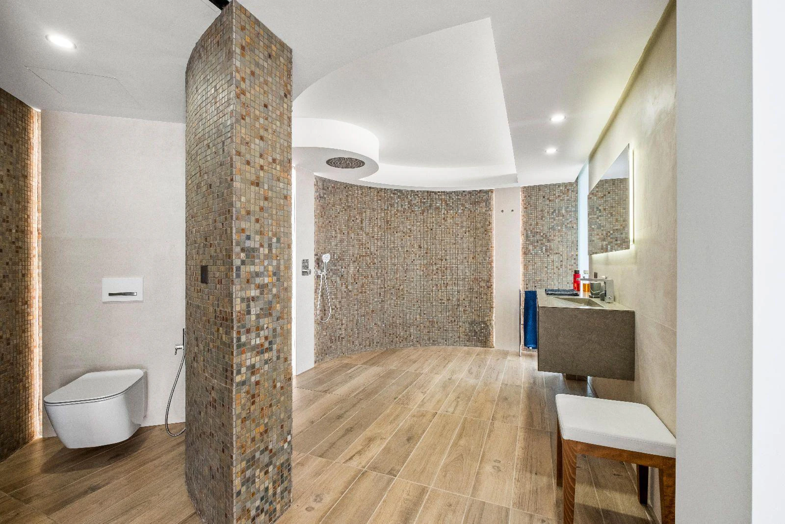 1325 - Luxury Villa in Altea with Impressive Views of the Altea Bay