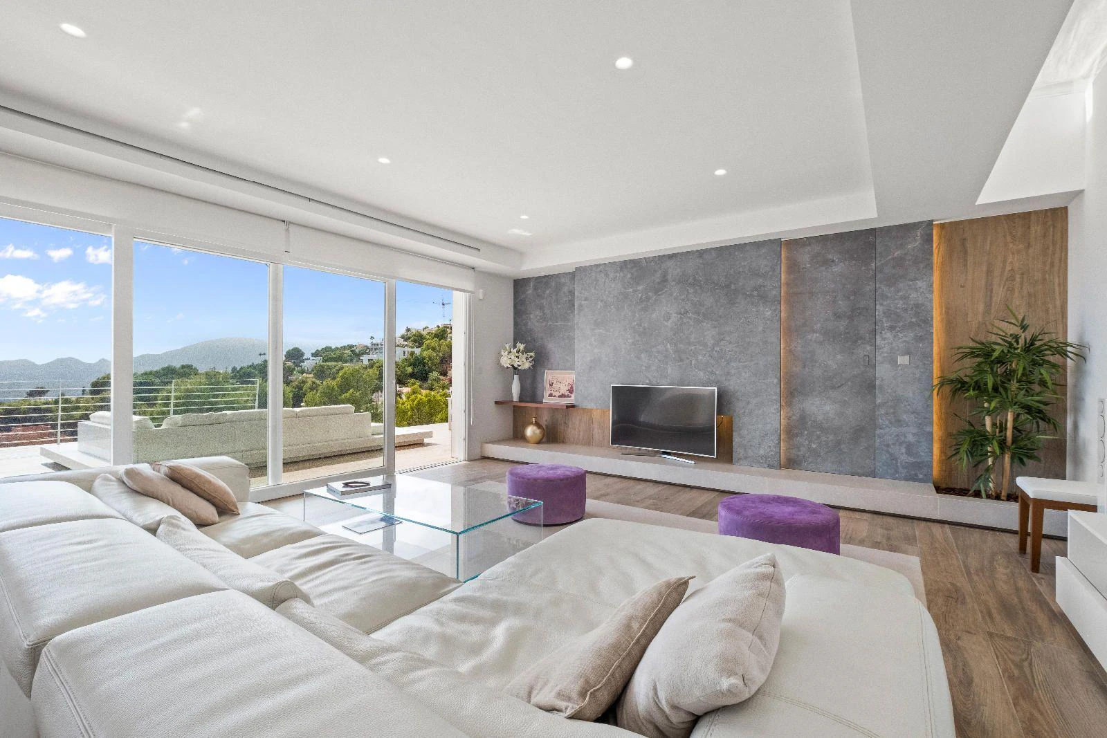 1325 - Luxury Villa in Altea with Impressive Views of the Altea Bay