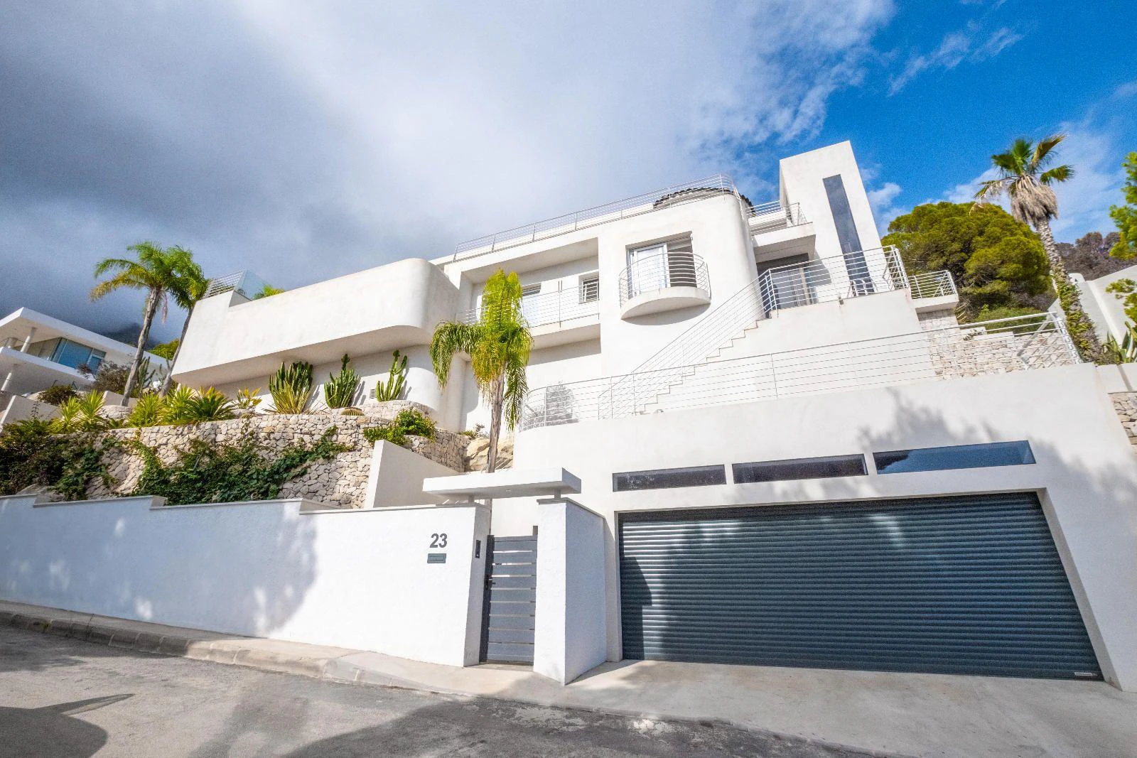 1325 - Luxury Villa in Altea with Impressive Views of the Altea Bay