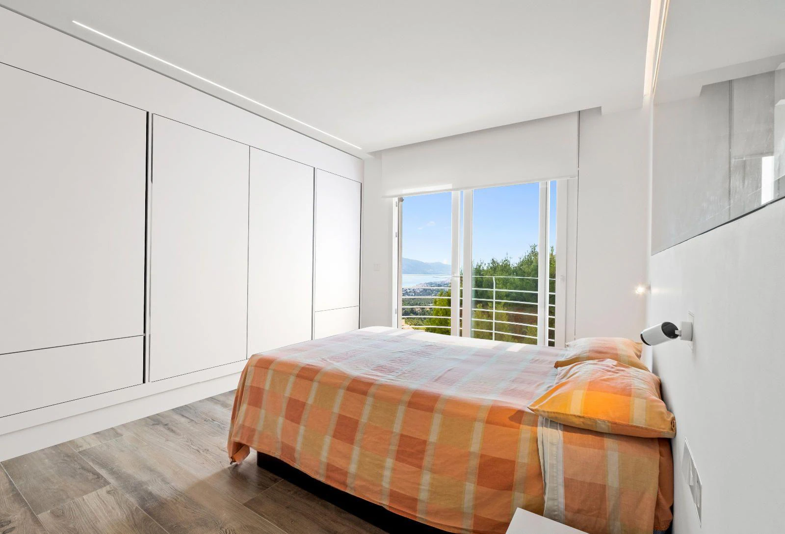 1325 - Luxury Villa in Altea with Impressive Views of the Altea Bay