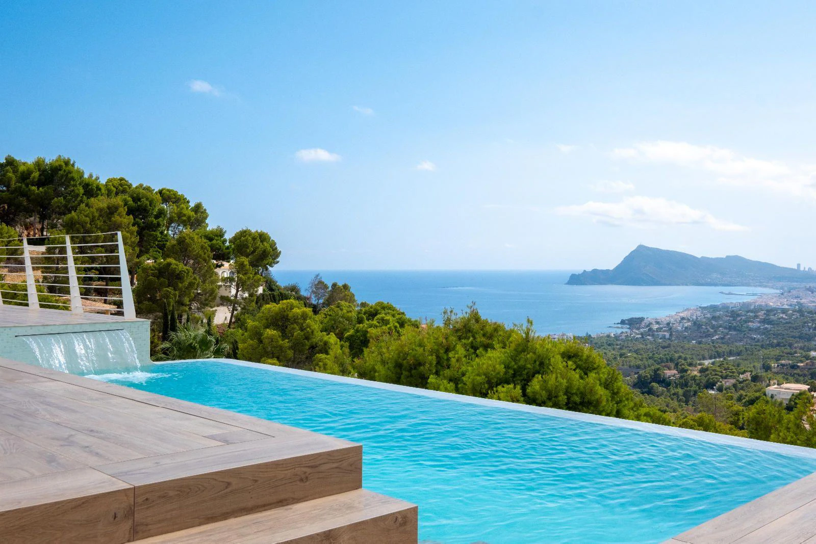 1325 - Luxury Villa in Altea with Impressive Views of the Altea Bay