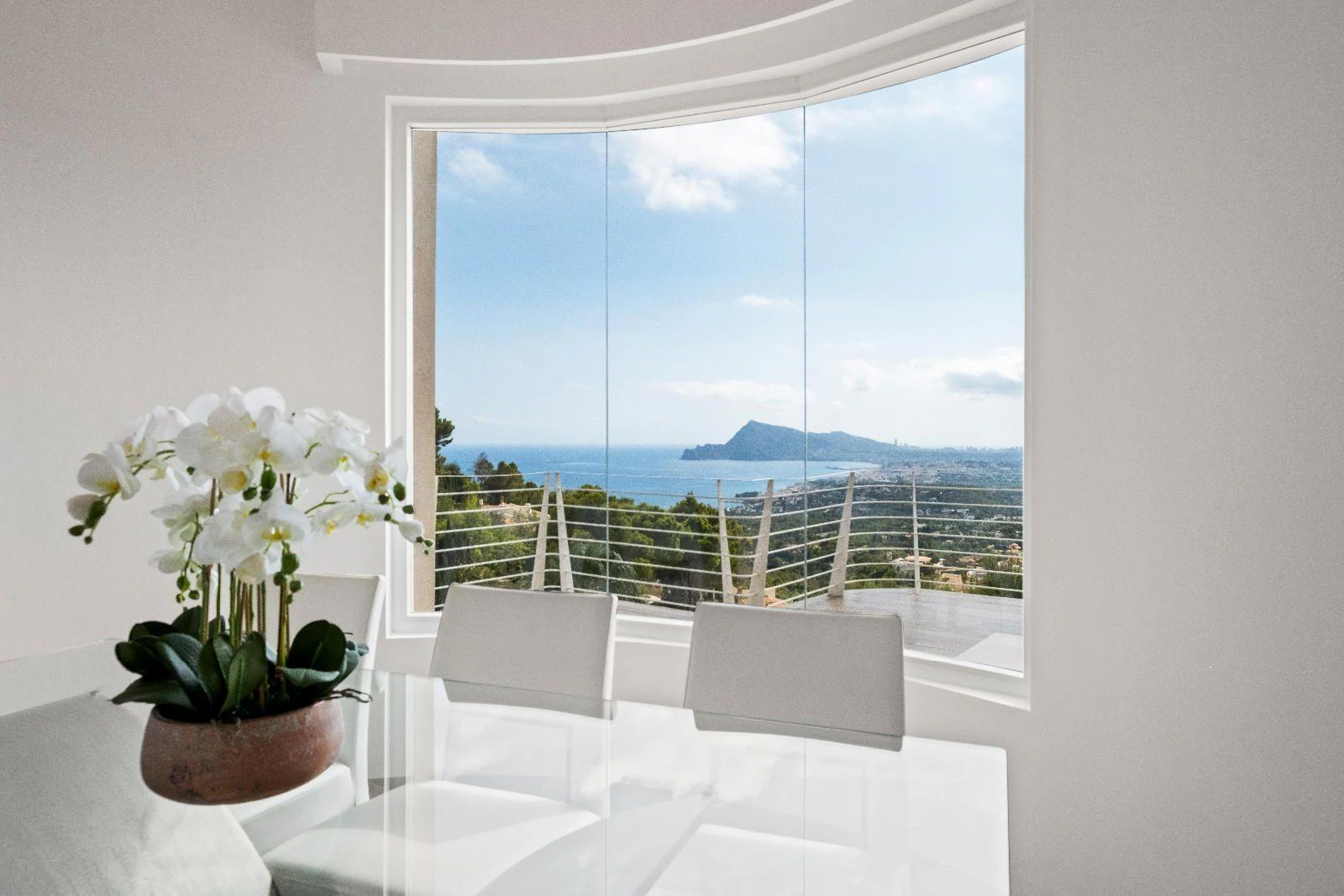 1325 - Luxury Villa in Altea with Impressive Views of the Altea Bay