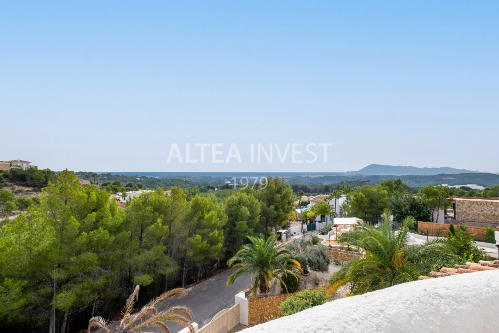 1464 - Ibiza-style villa with panoramic views of Altea Bay and the sea