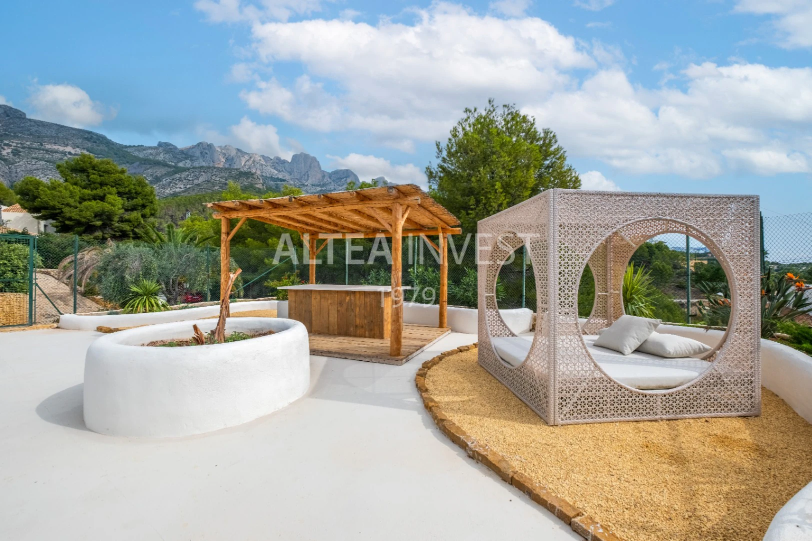 1464 - Ibiza-style villa with panoramic views of Altea Bay and the sea