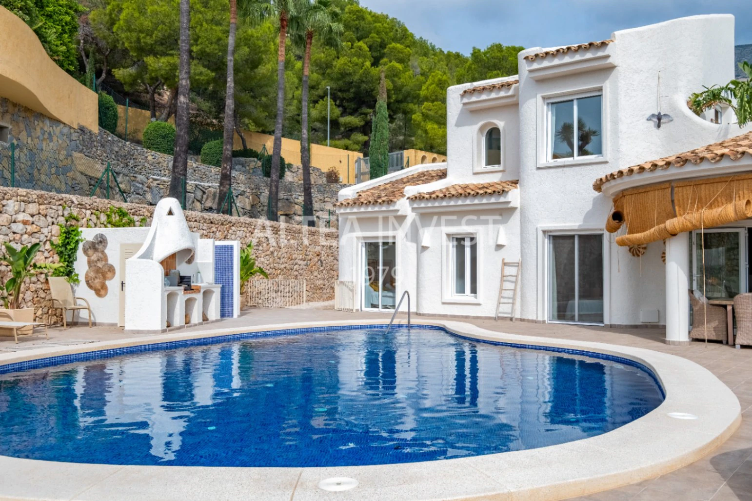 1464 - Ibiza-style villa with panoramic views of Altea Bay and the sea