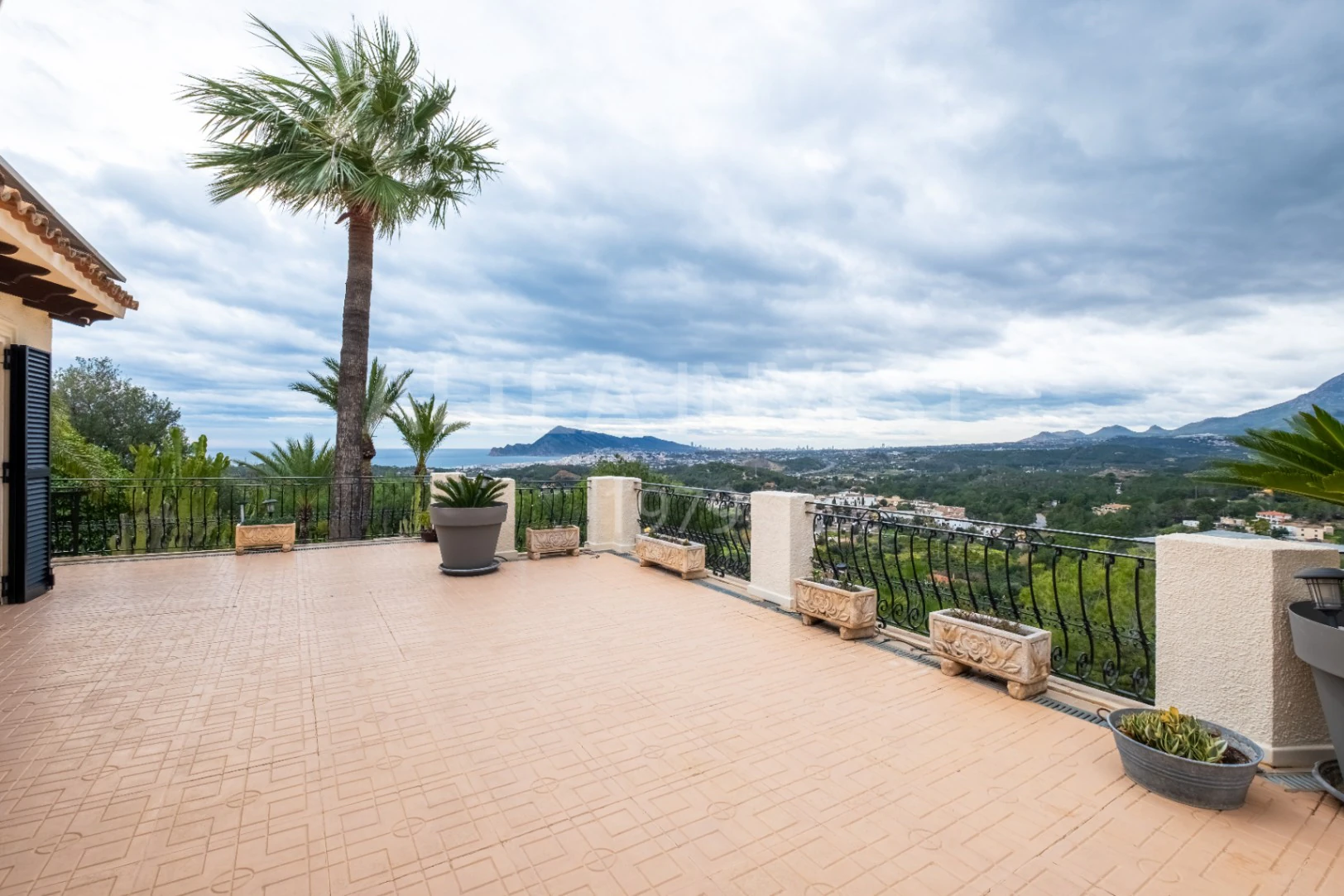 Exclusivity, Privacy and Panoramic Views at the Altea Golf Club