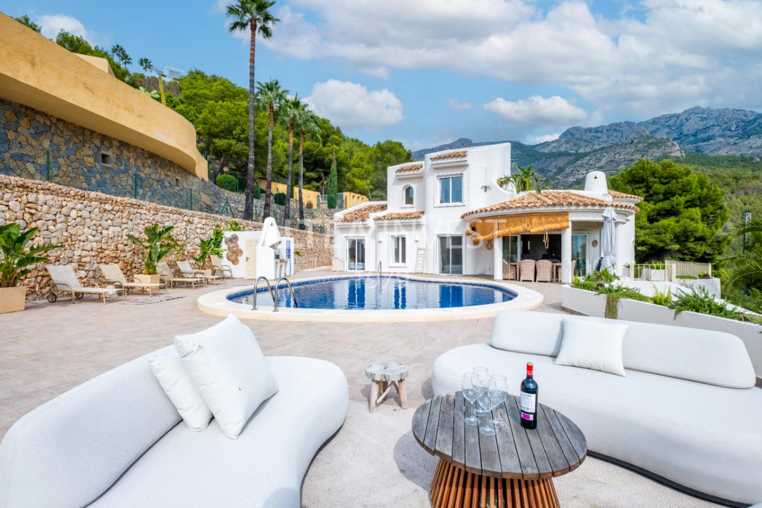 1464 - Ibiza-style villa with panoramic views of Altea Bay and the sea