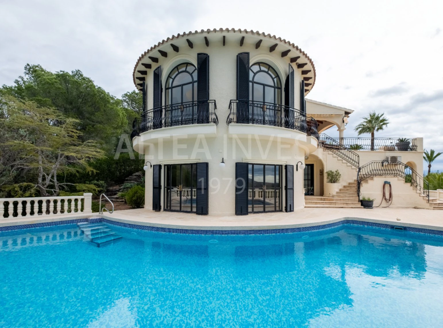 Exclusivity, Privacy and Panoramic Views at the Altea Golf Club