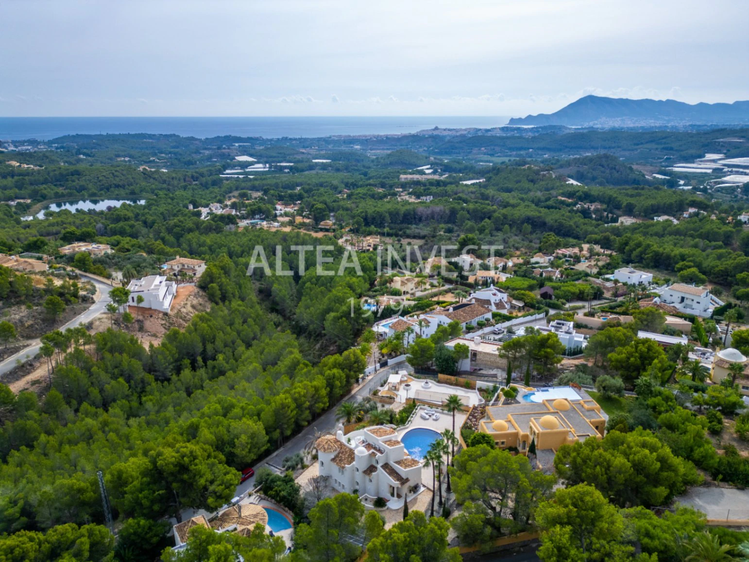 1464 - Ibiza-style villa with panoramic views of Altea Bay and the sea