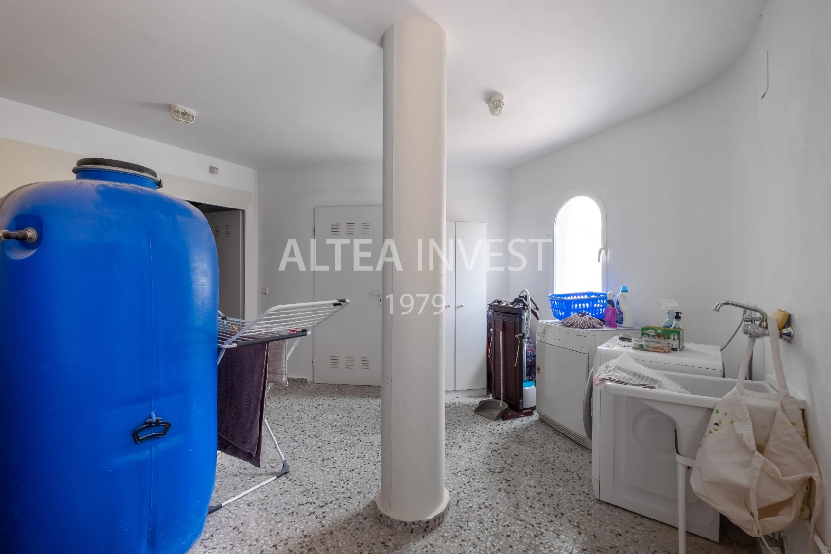 1464 - Ibiza-style villa with panoramic views of Altea Bay and the sea