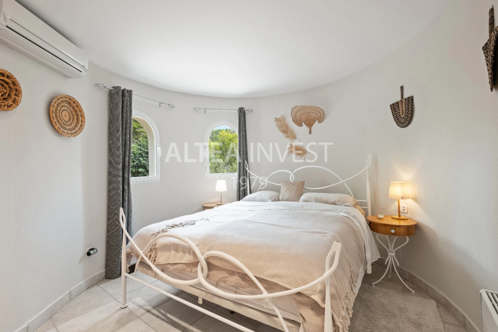 1464 - Ibiza-style villa with panoramic views of Altea Bay and the sea
