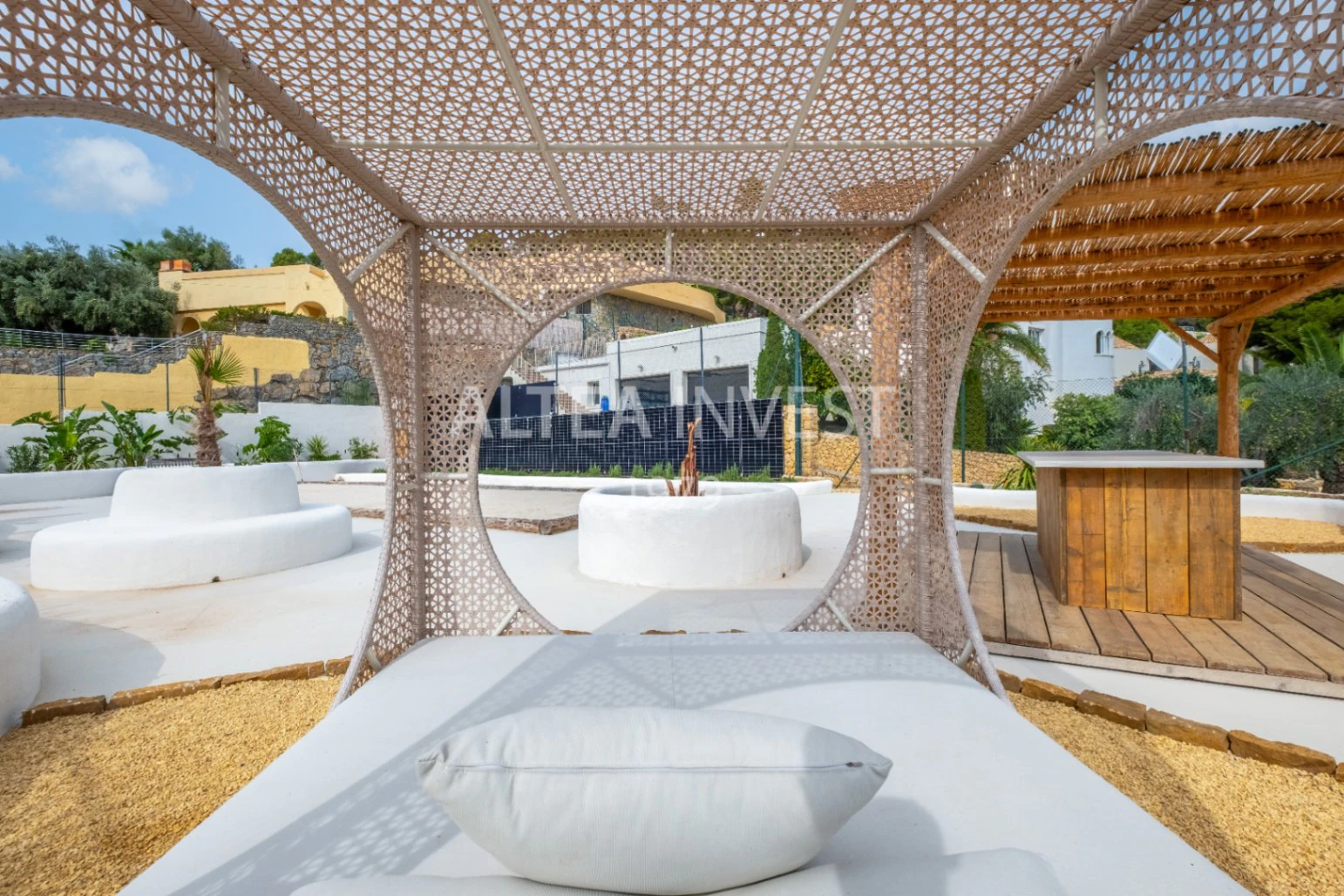 1464 - Ibiza-style villa with panoramic views of Altea Bay and the sea