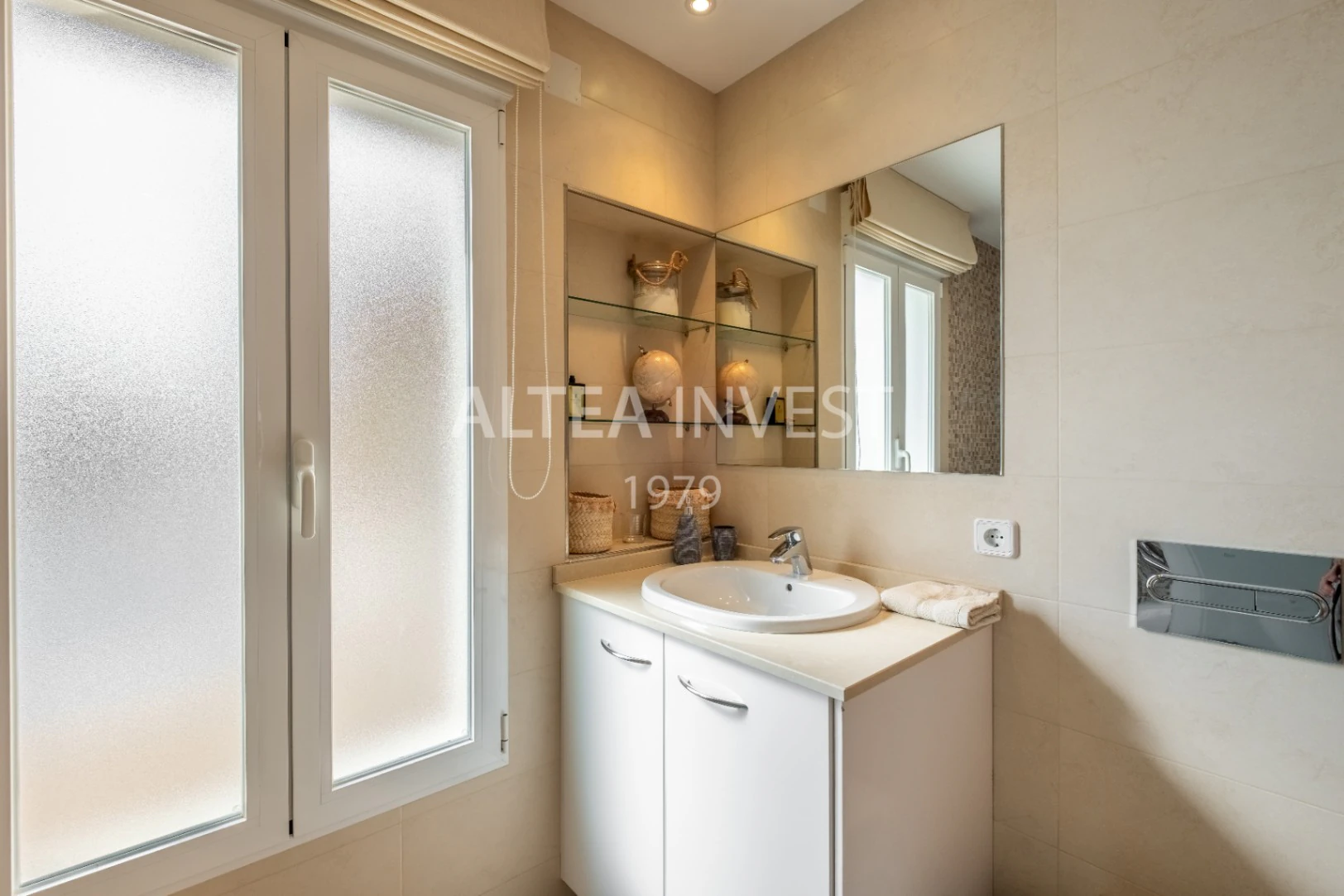 1464 - Ibiza-style villa with panoramic views of Altea Bay and the sea