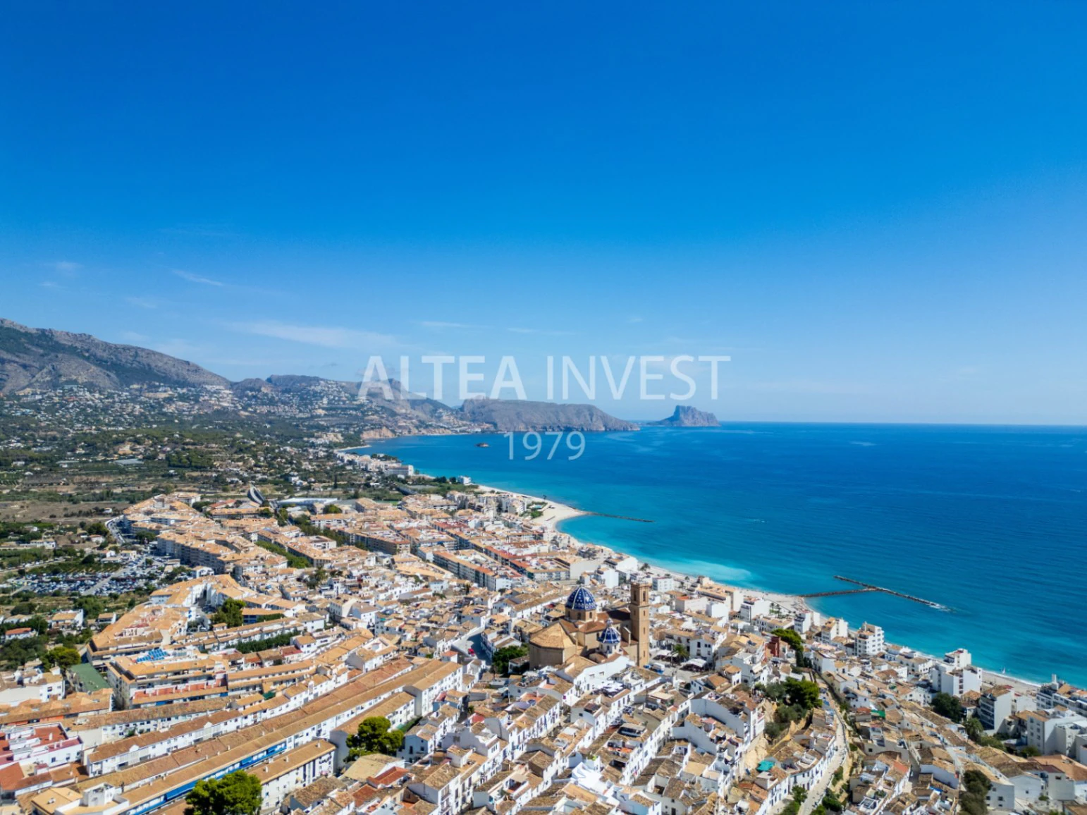 1461 - Exclusive plot in the heart of Altea's old town