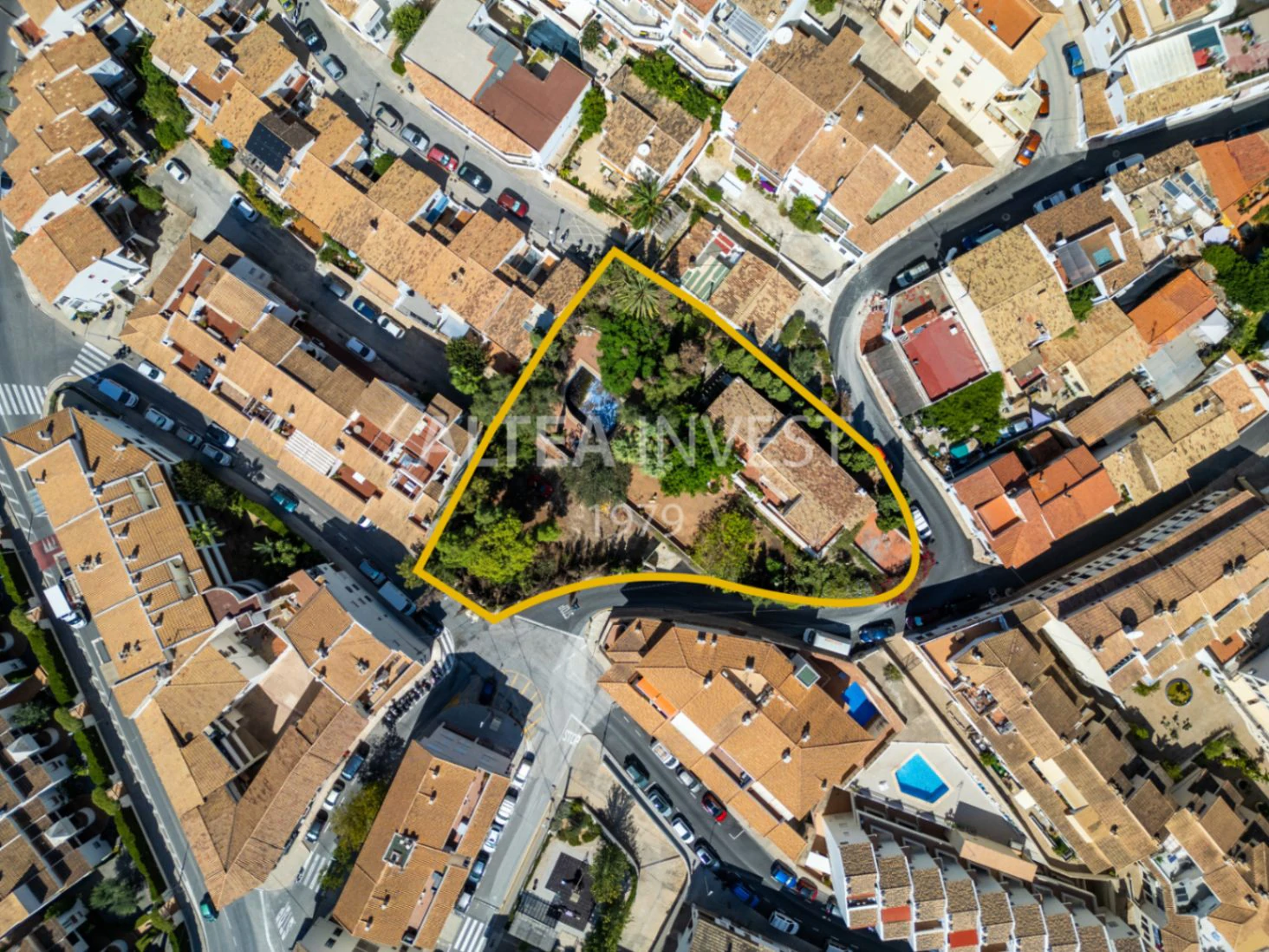 1461 - Exclusive plot in the heart of Altea's old town