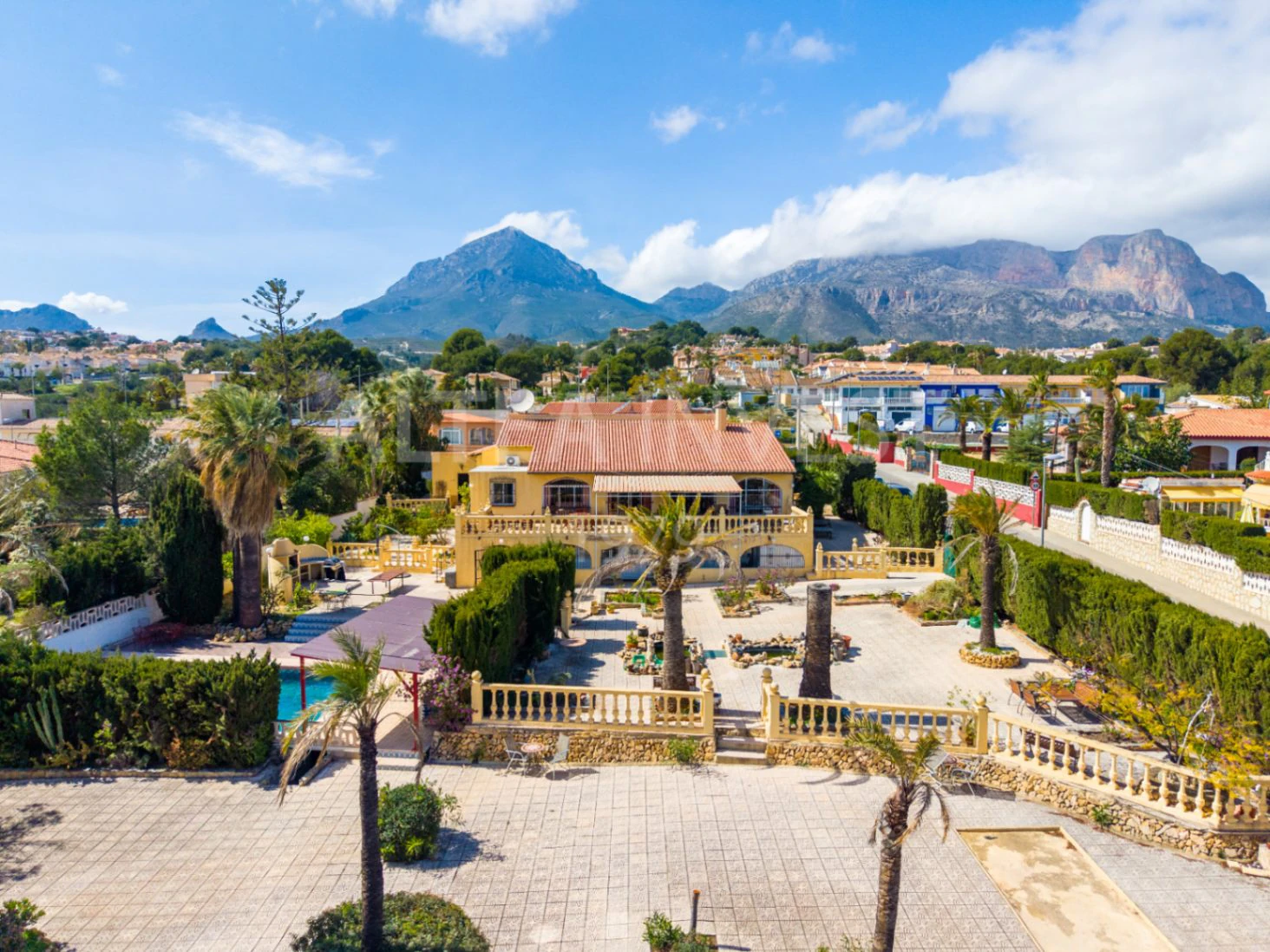 A Unique Property with High Rental Potential on the Costa Blanca