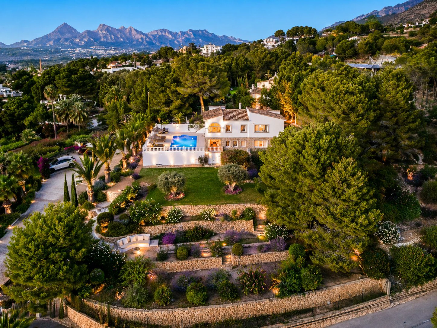1534 - Mediterranean retreat with an Ibizan feel and panoramic views in Altea