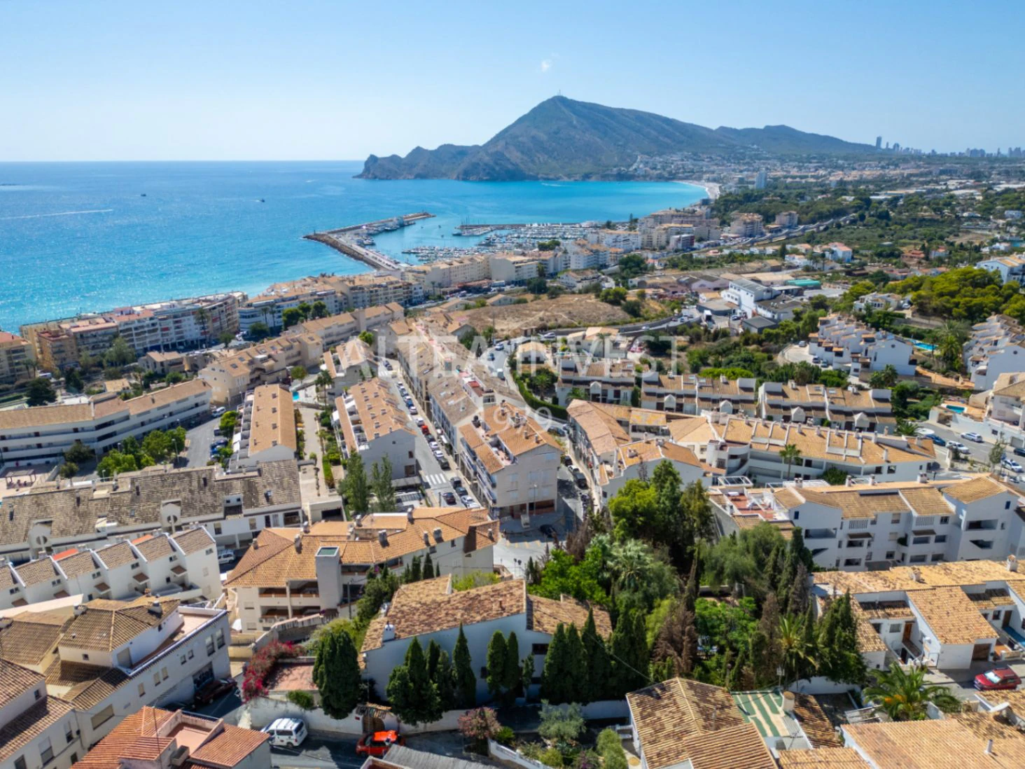 1461 - Exclusive plot in the heart of Altea's old town