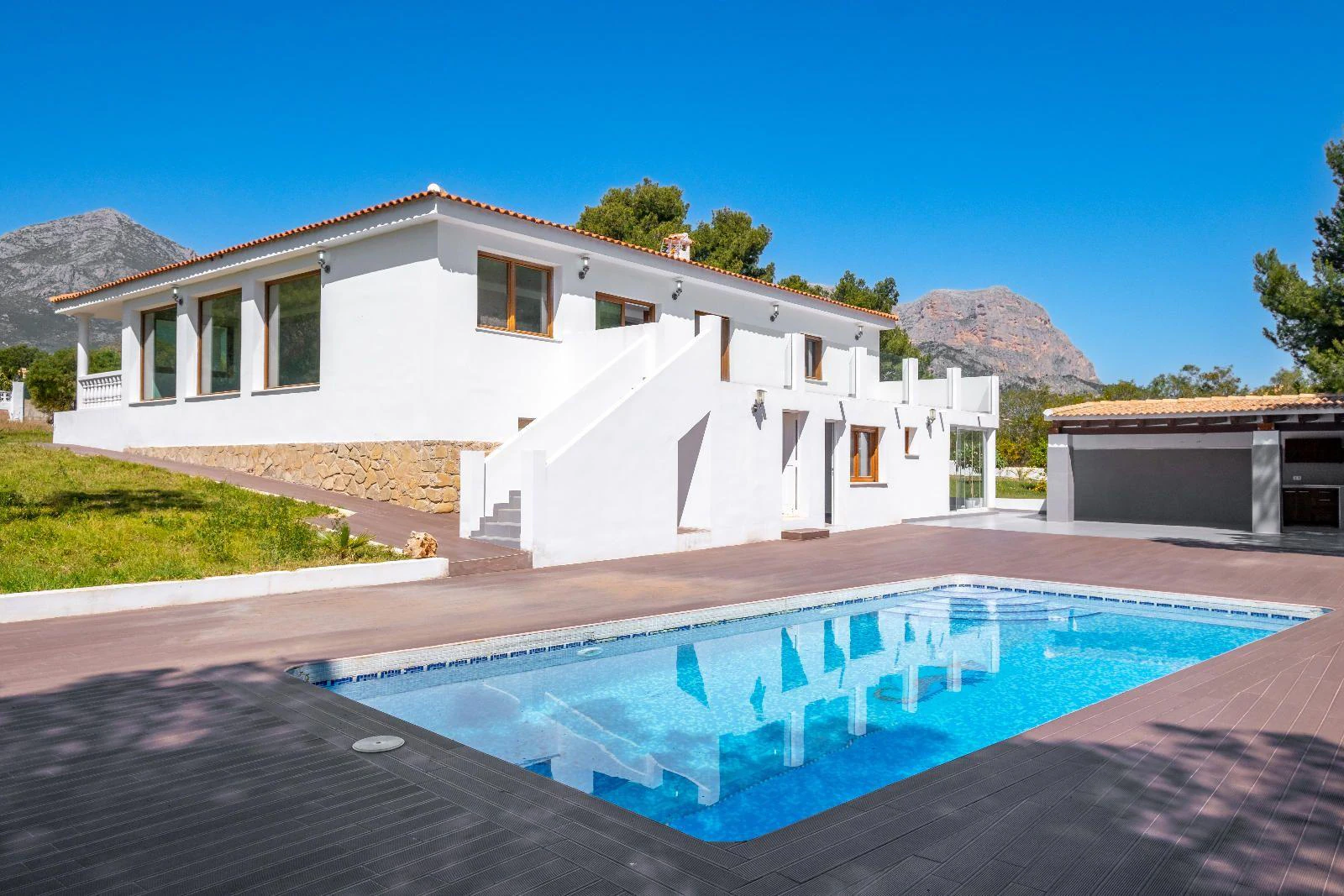 1418 - Une villa pensée pour le plaisir : espace, confort et intimité