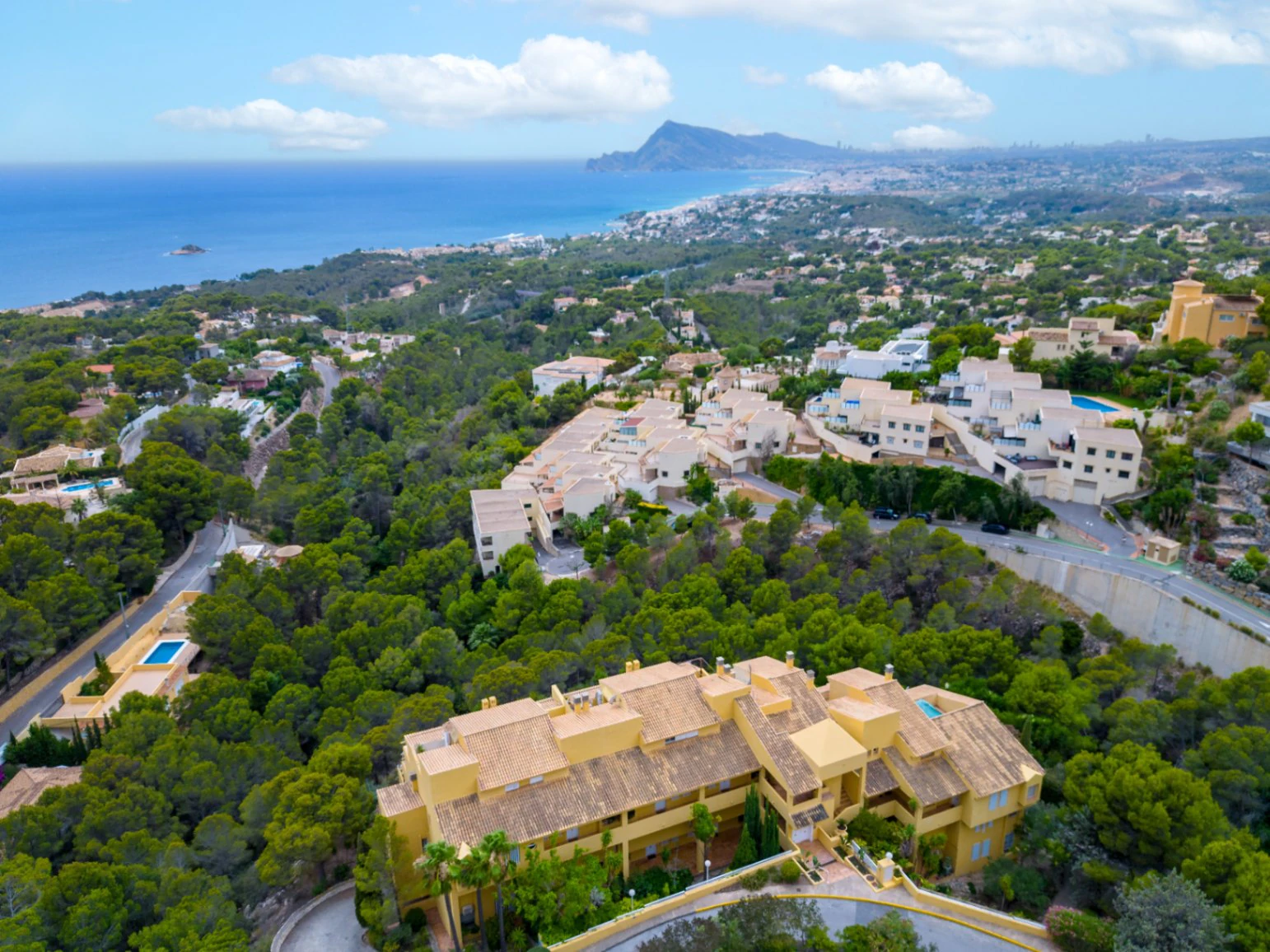 1435 - Traumhafte Duplex-Terrassenwohnung mit Panoramablick auf das Meer