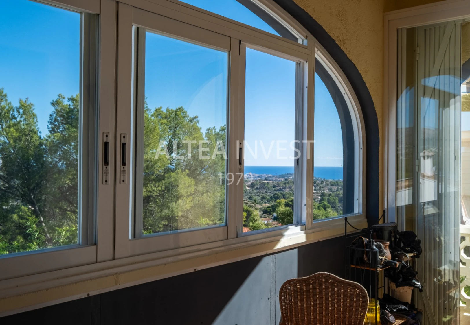 1430 - Vue sur la mer et environnement naturel – Une villa pour vivre et se détendre