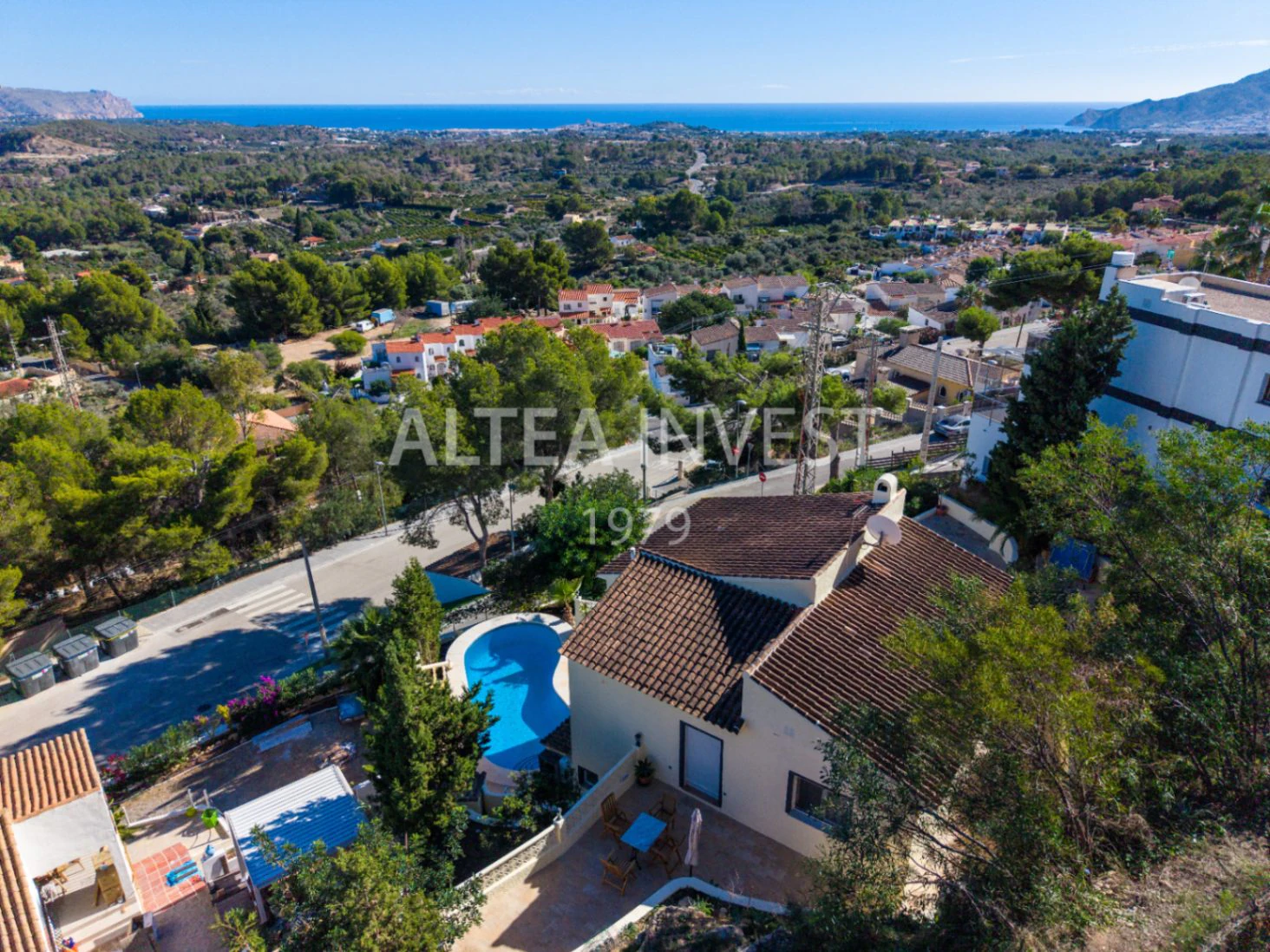 1430 - Vue sur la mer et environnement naturel – Une villa pour vivre et se détendre