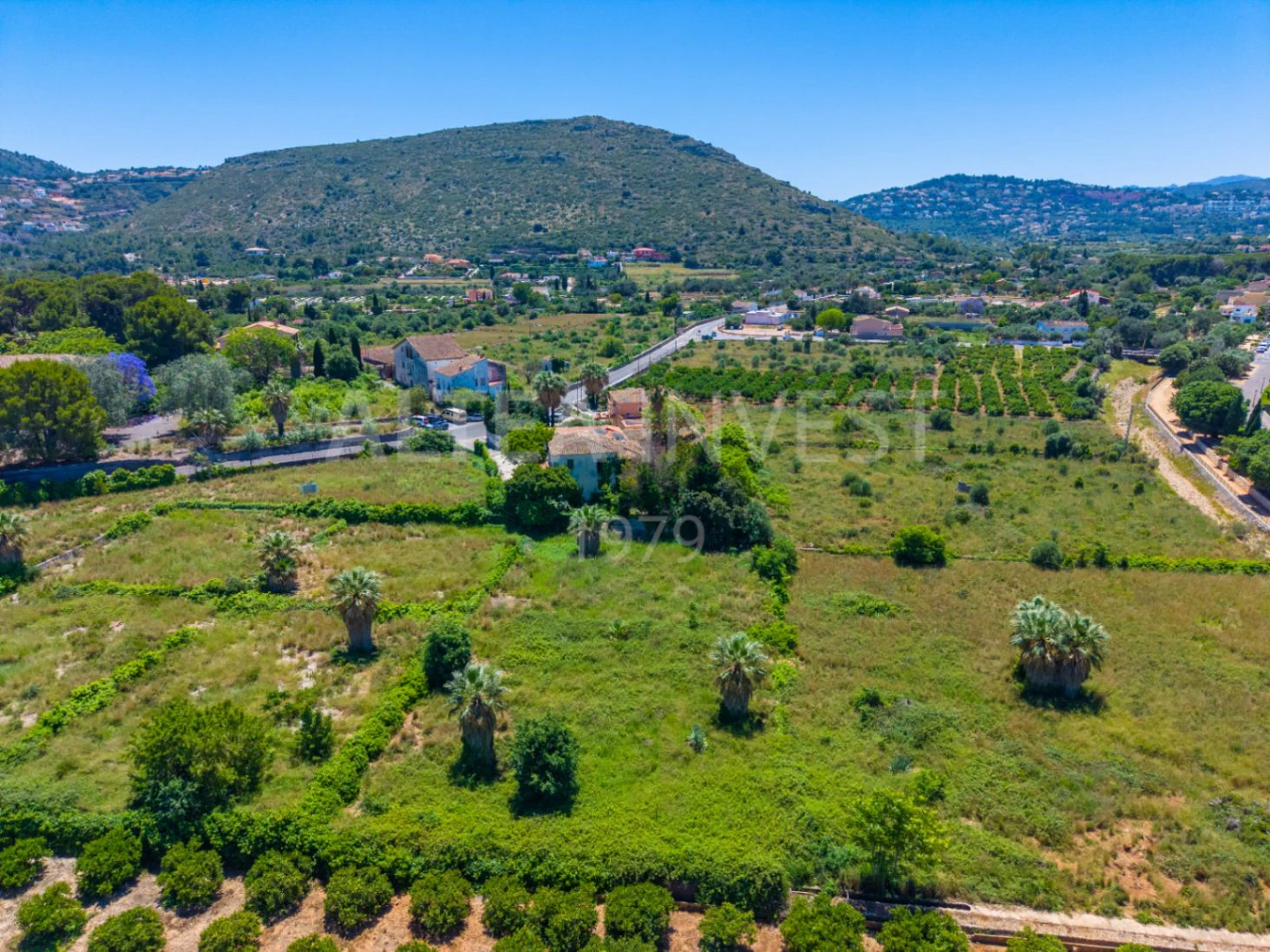 A Historic Gem with a Soul of Its Own – A Unique Investment in La Xara, Dénia