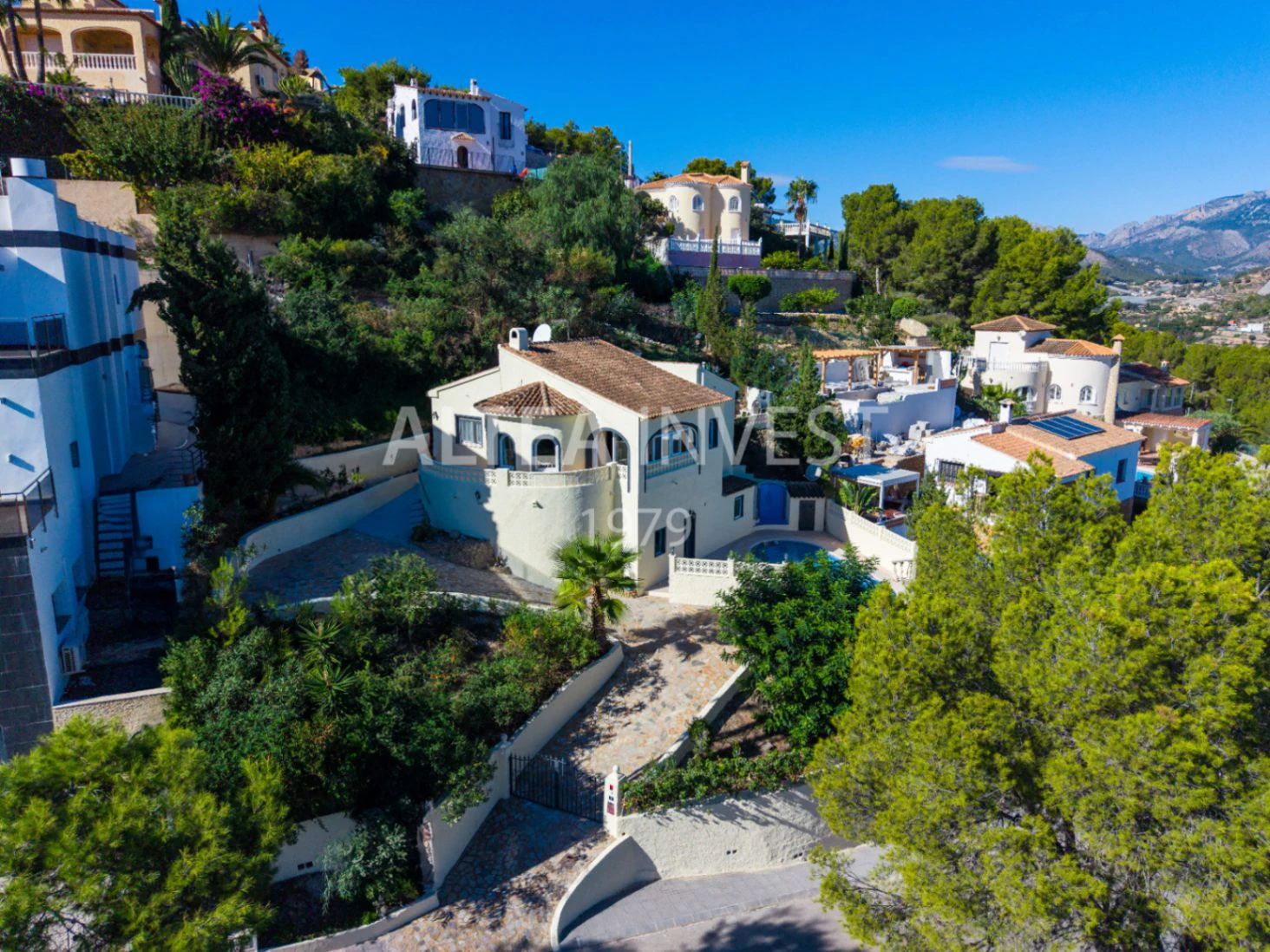 1430 - Vue sur la mer et environnement naturel – Une villa pour vivre et se détendre