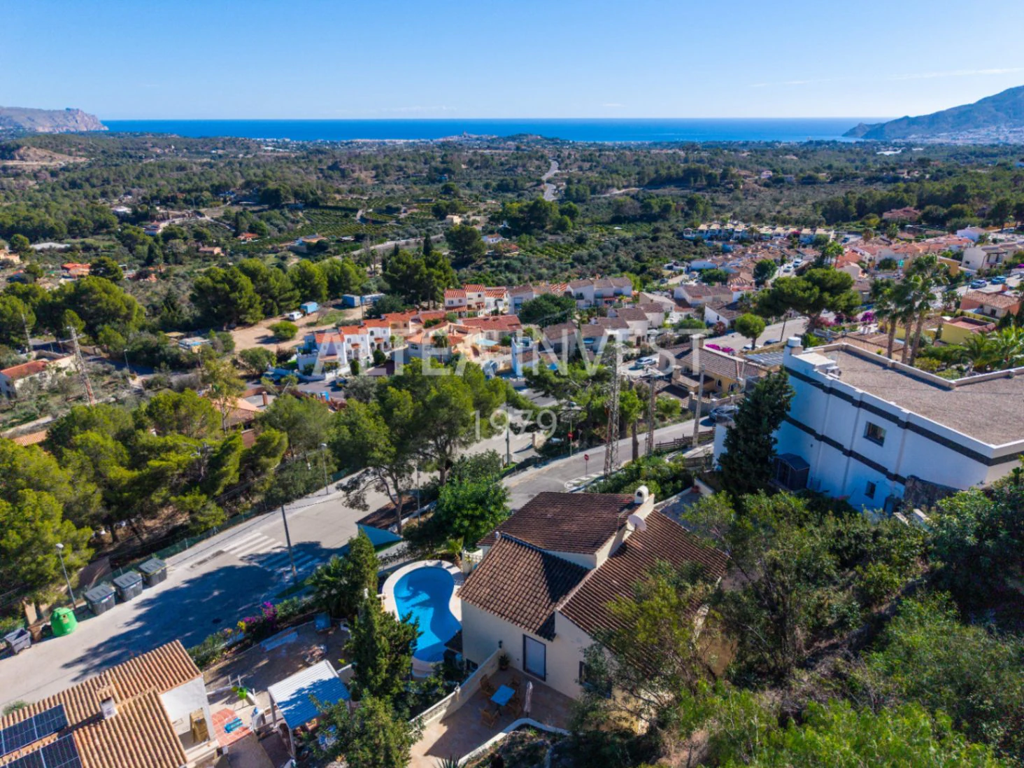1430 - Vue sur la mer et environnement naturel – Une villa pour vivre et se détendre