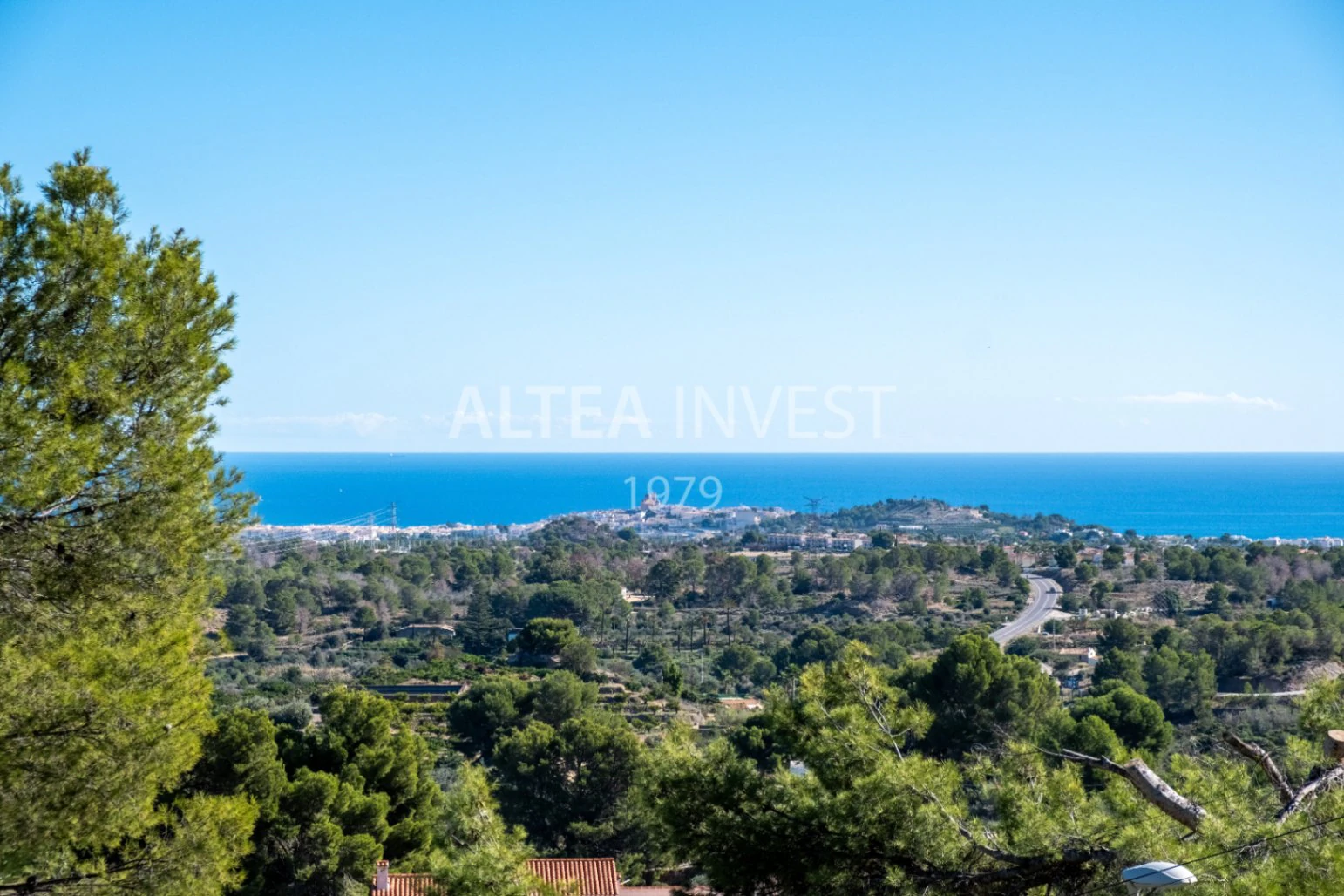 1430 - Vue sur la mer et environnement naturel – Une villa pour vivre et se détendre