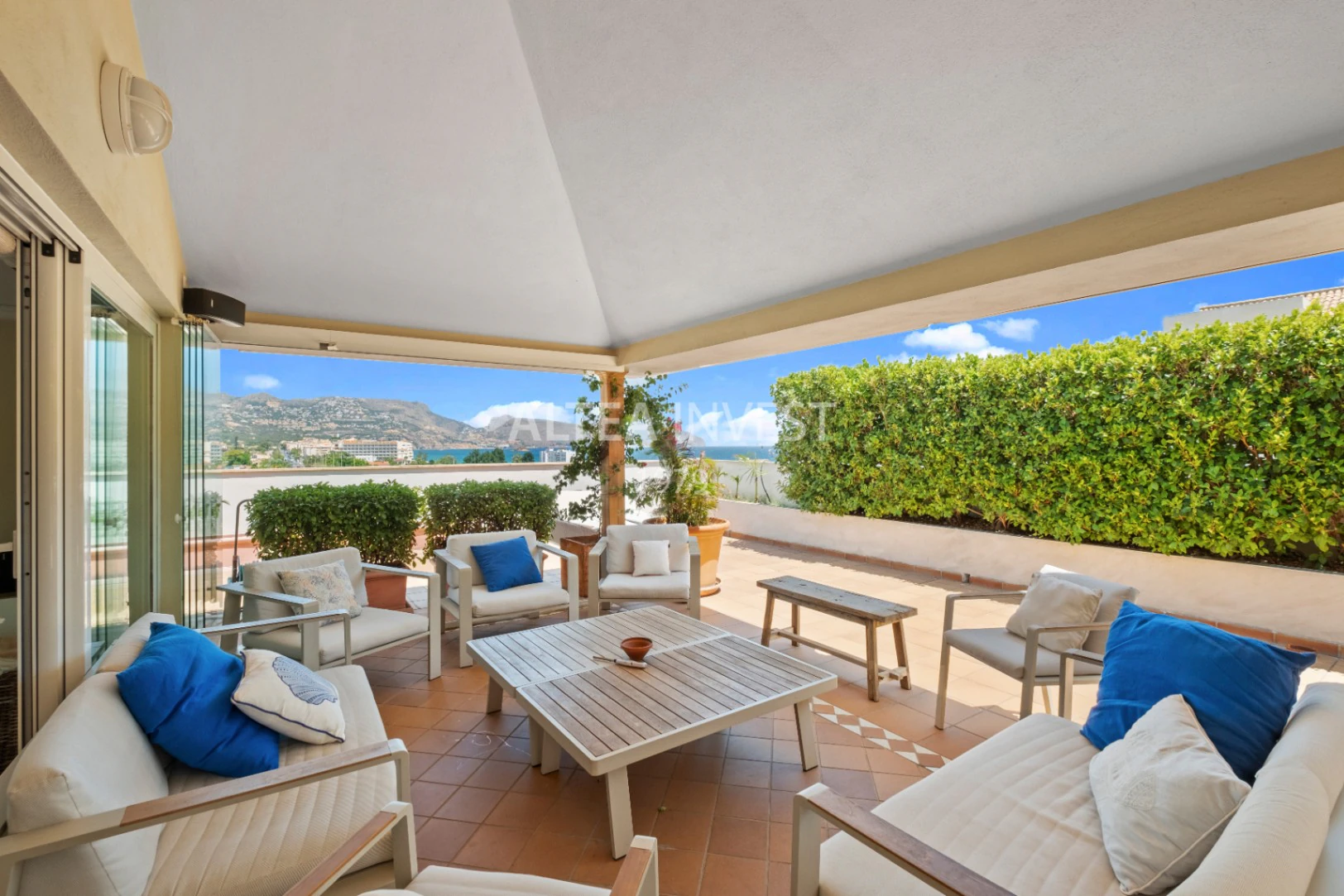 1357 - Exklusive Duplex-Penthouse in Altea mit mehr als 600 m², Terrassen und spektakulärem Meerblick