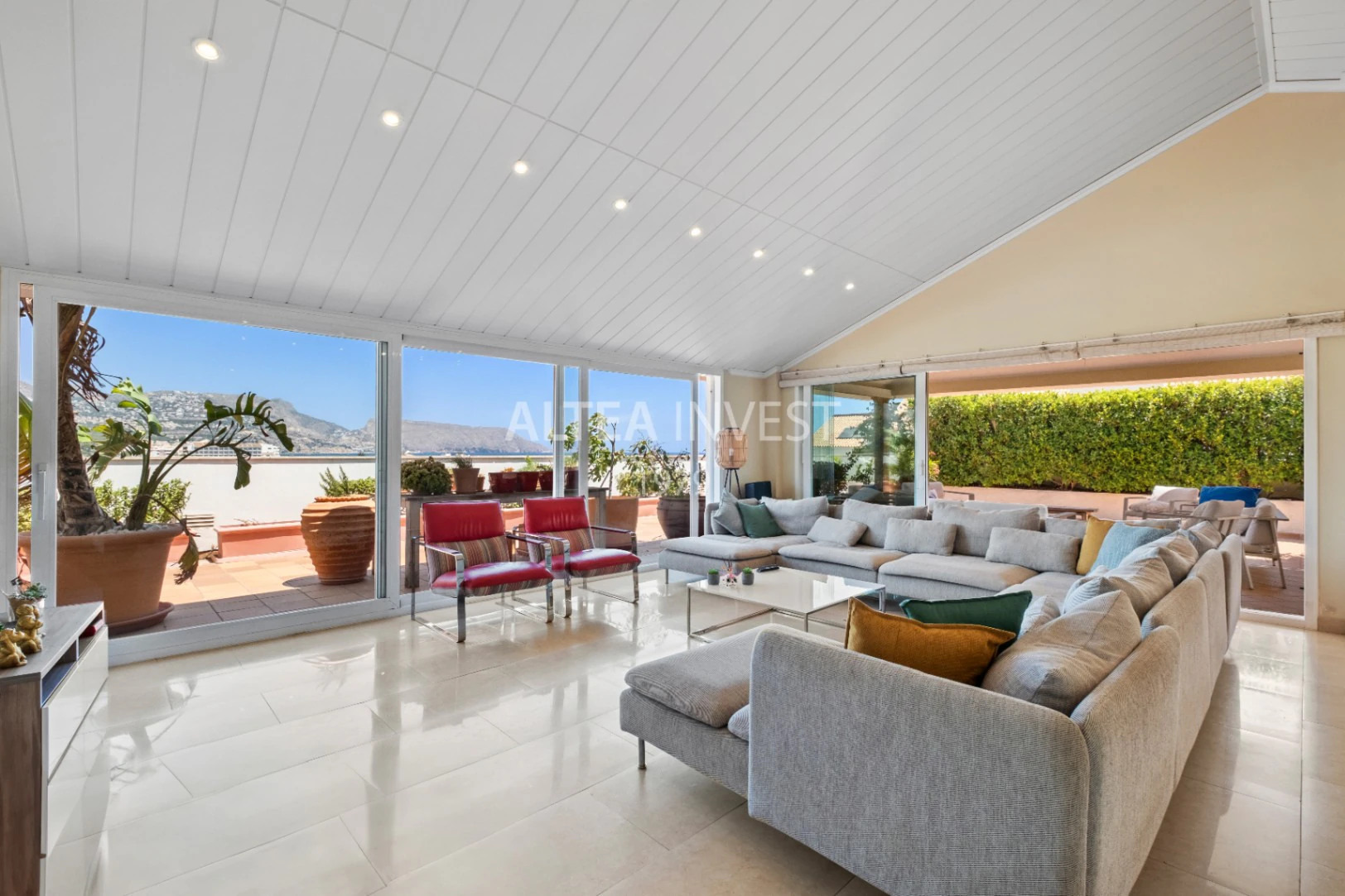 1357 - Exklusive Duplex-Penthouse in Altea mit mehr als 600 m², Terrassen und spektakulärem Meerblick