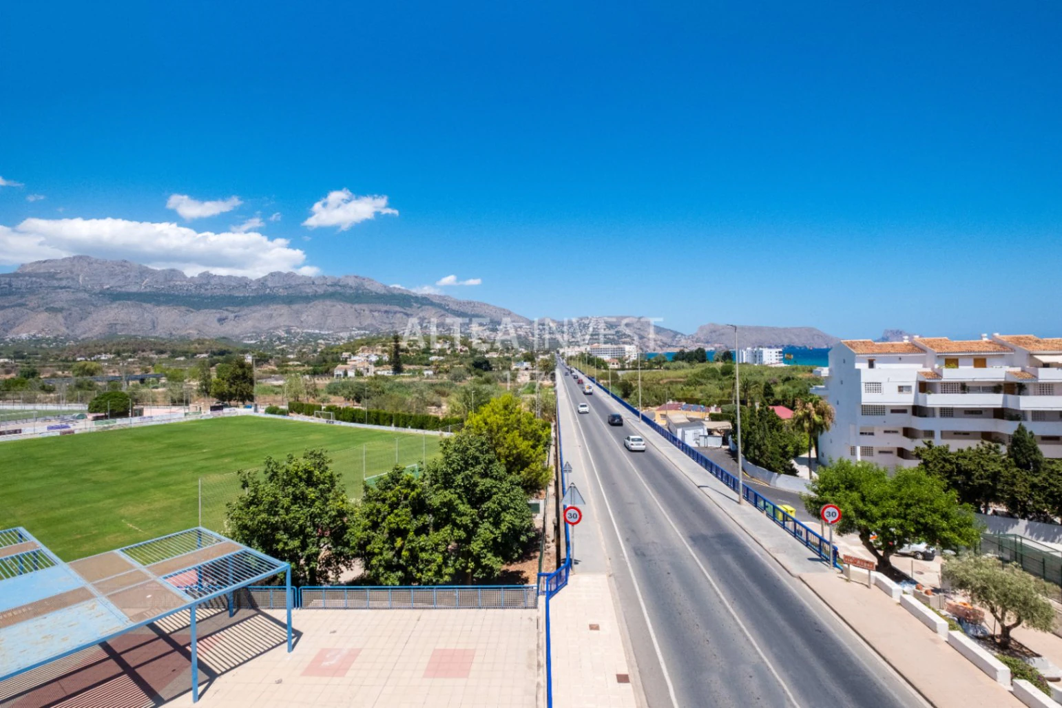 1357 - Exklusive Duplex-Penthouse in Altea mit mehr als 600 m², Terrassen und spektakulärem Meerblick