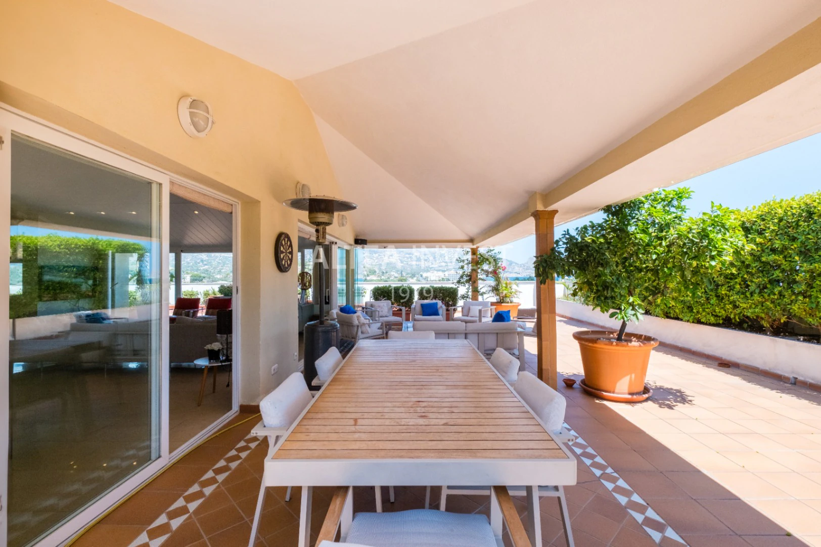 1357 - Exklusive Duplex-Penthouse in Altea mit mehr als 600 m², Terrassen und spektakulärem Meerblick