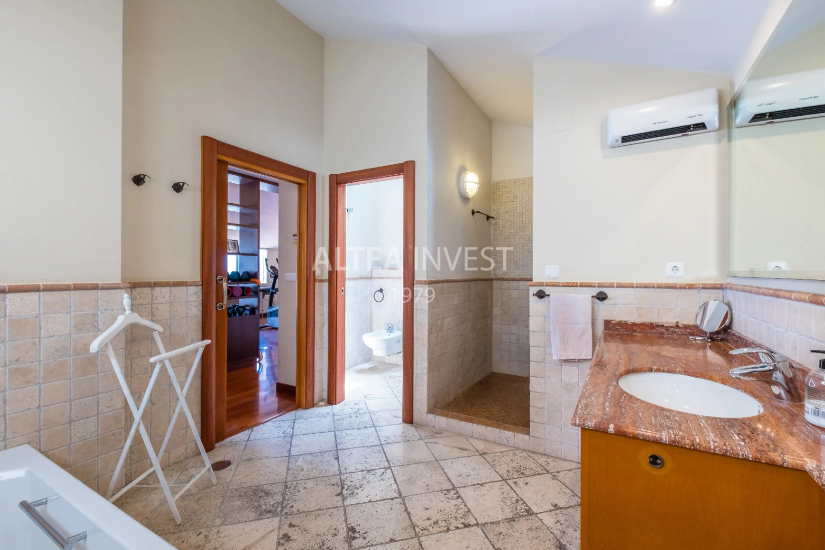 1357 - Exklusive Duplex-Penthouse in Altea mit mehr als 600 m², Terrassen und spektakulärem Meerblick