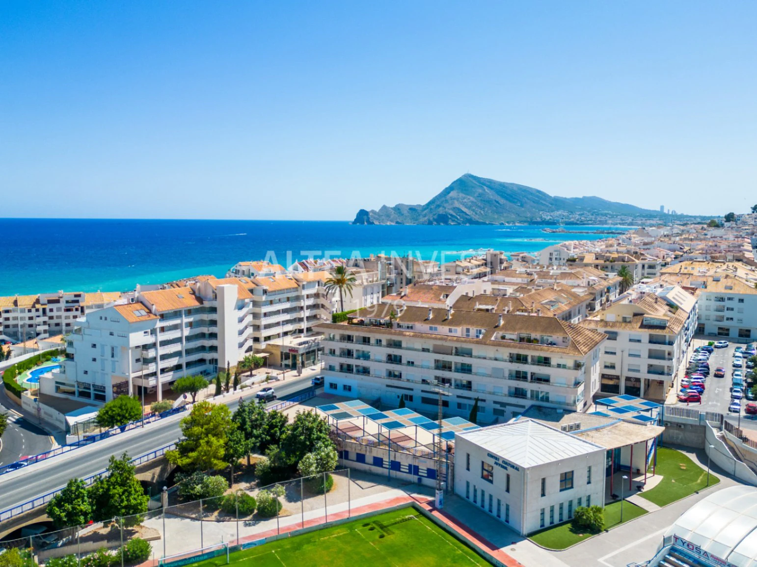 1357 - Exklusive Duplex-Penthouse in Altea mit mehr als 600 m², Terrassen und spektakulärem Meerblick