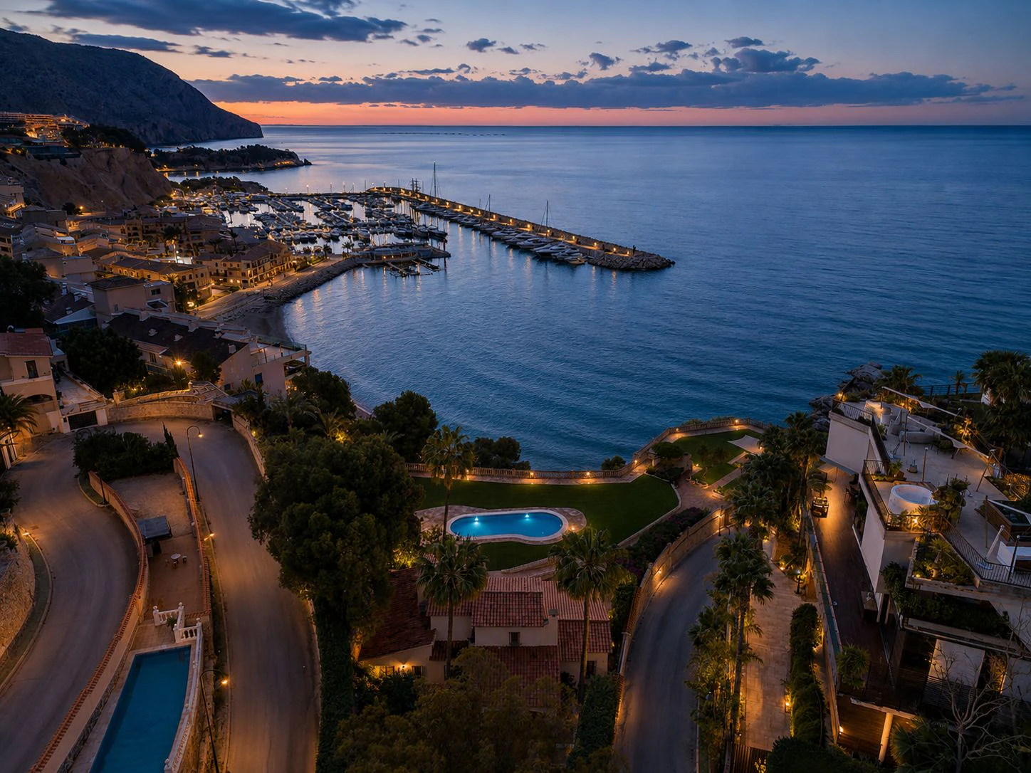 1379 - Villa La Grandalla – Direkt am Mittelmeer in Puerto Campomanes
