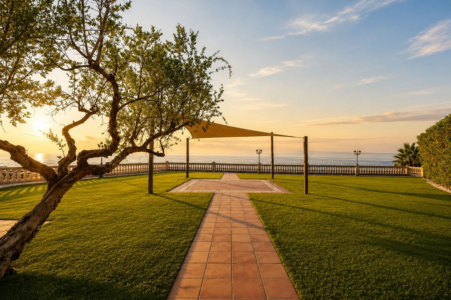 1379 - Villa La Grandalla – Direkt am Mittelmeer in Puerto Campomanes