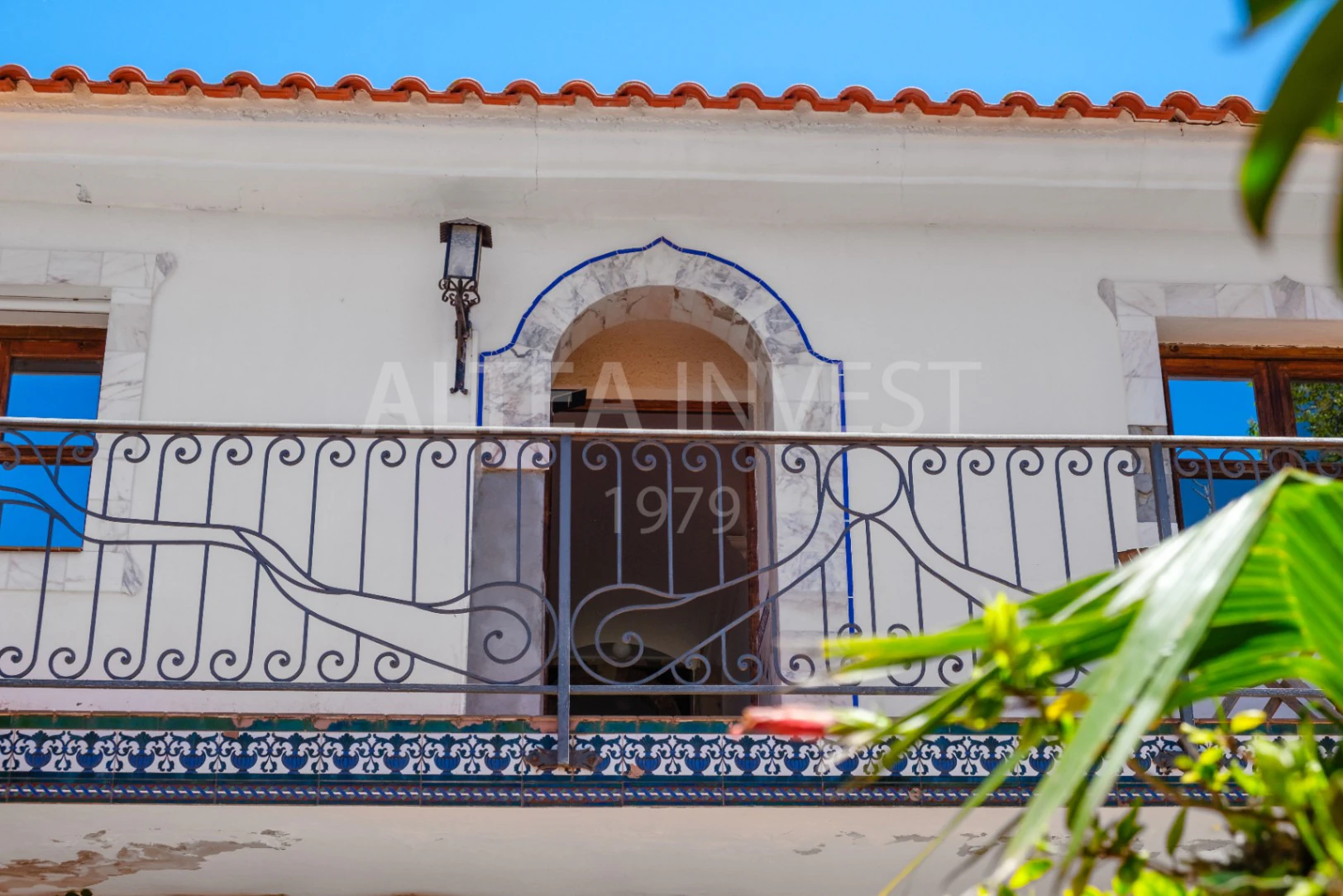 A Historic Gem with a Soul of Its Own – A Unique Investment in La Xara, Dénia