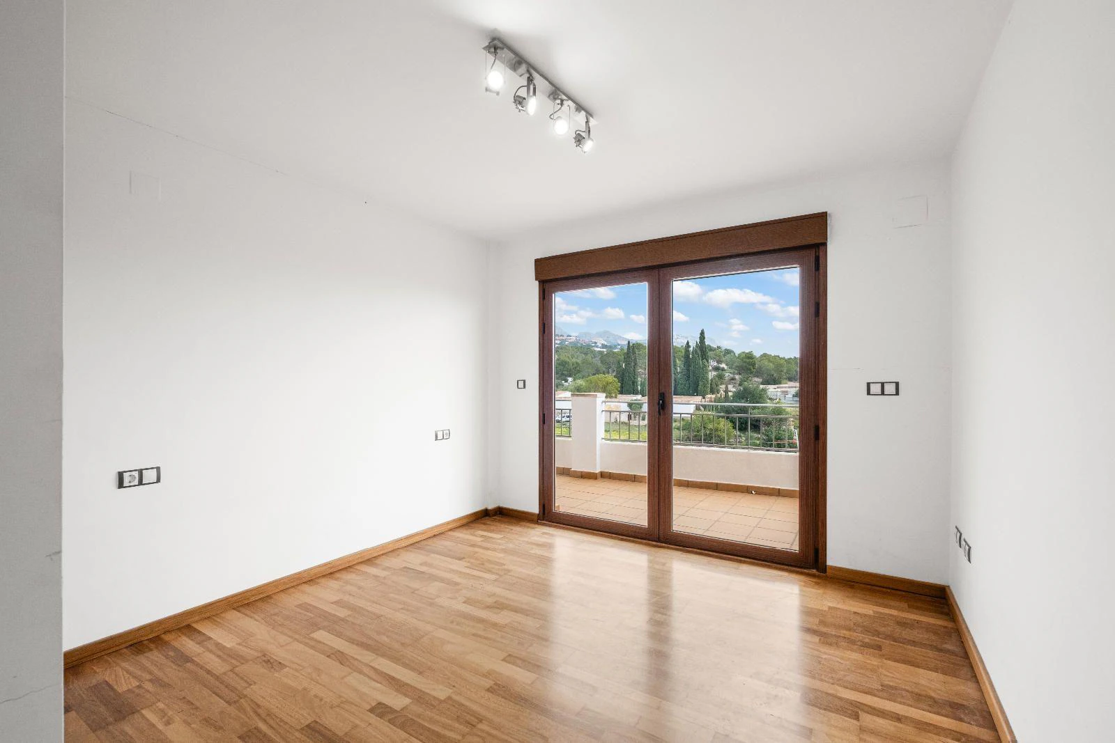 1376 - Penthouse with large terrace and panoramic views in the heart of Altea la Vella