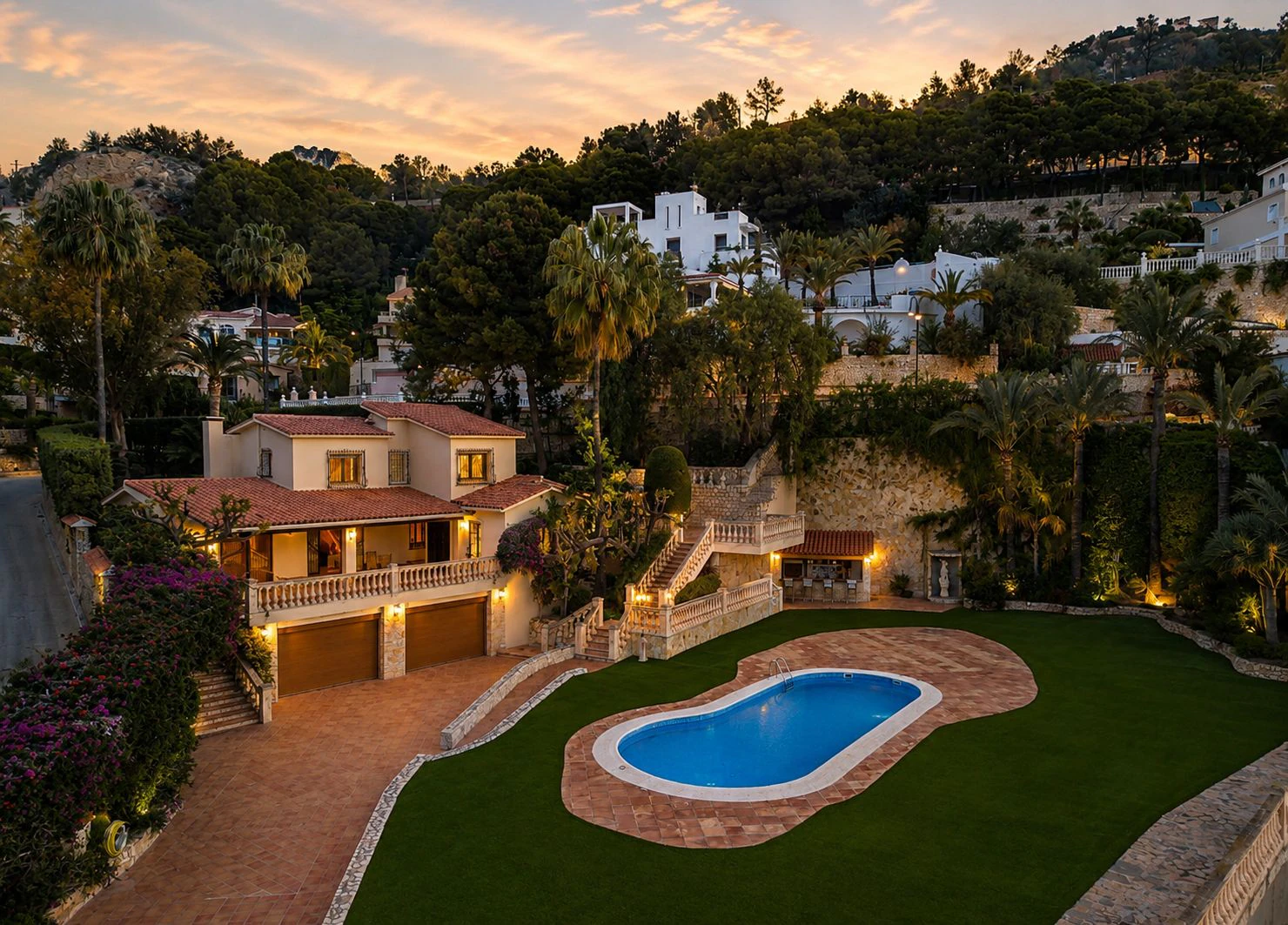 1379 - Villa La Grandalla — Right on the Mediterranean in Puerto Campomanes