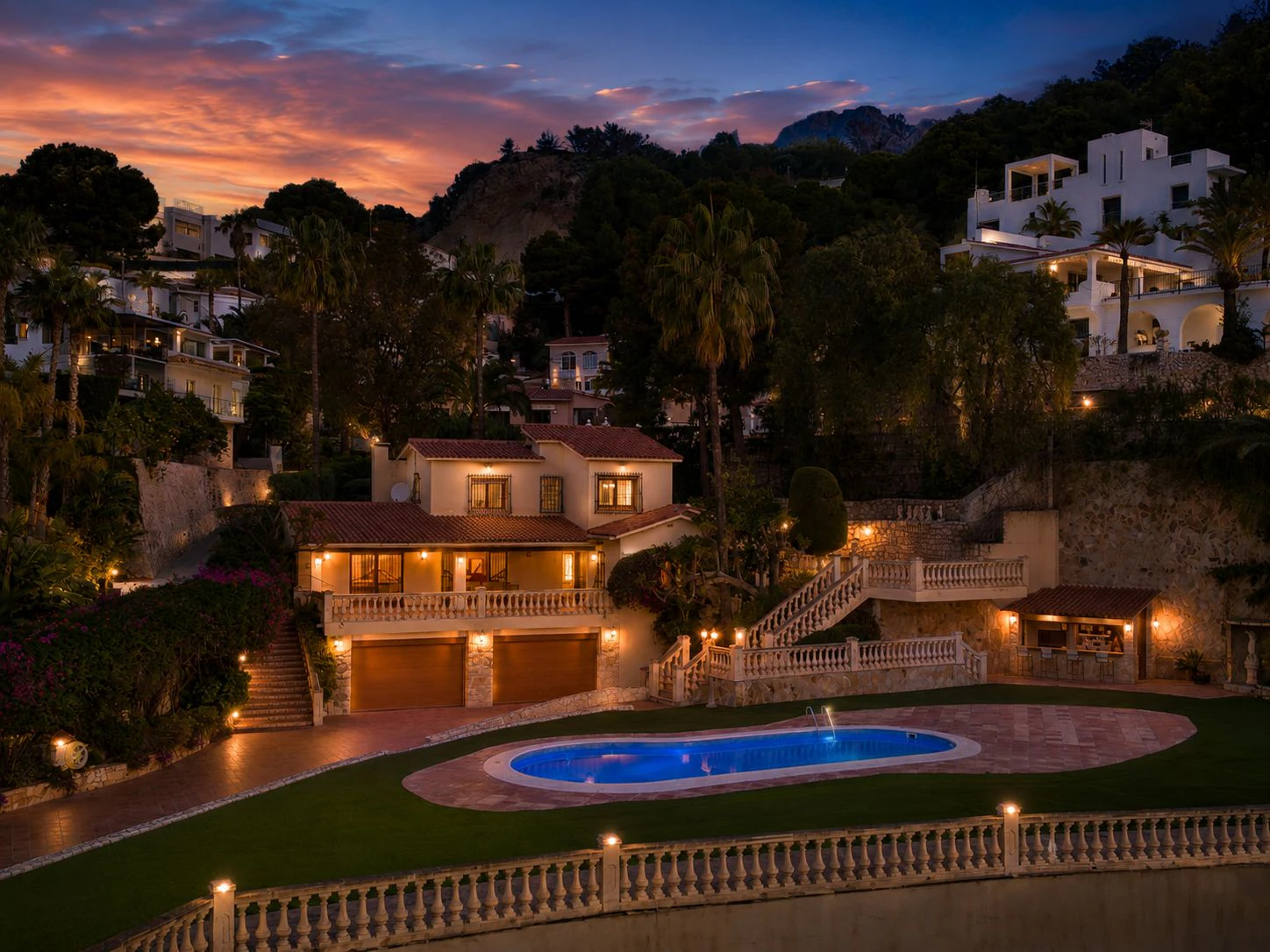 1379 - Villa La Grandalla — Right on the Mediterranean in Puerto Campomanes