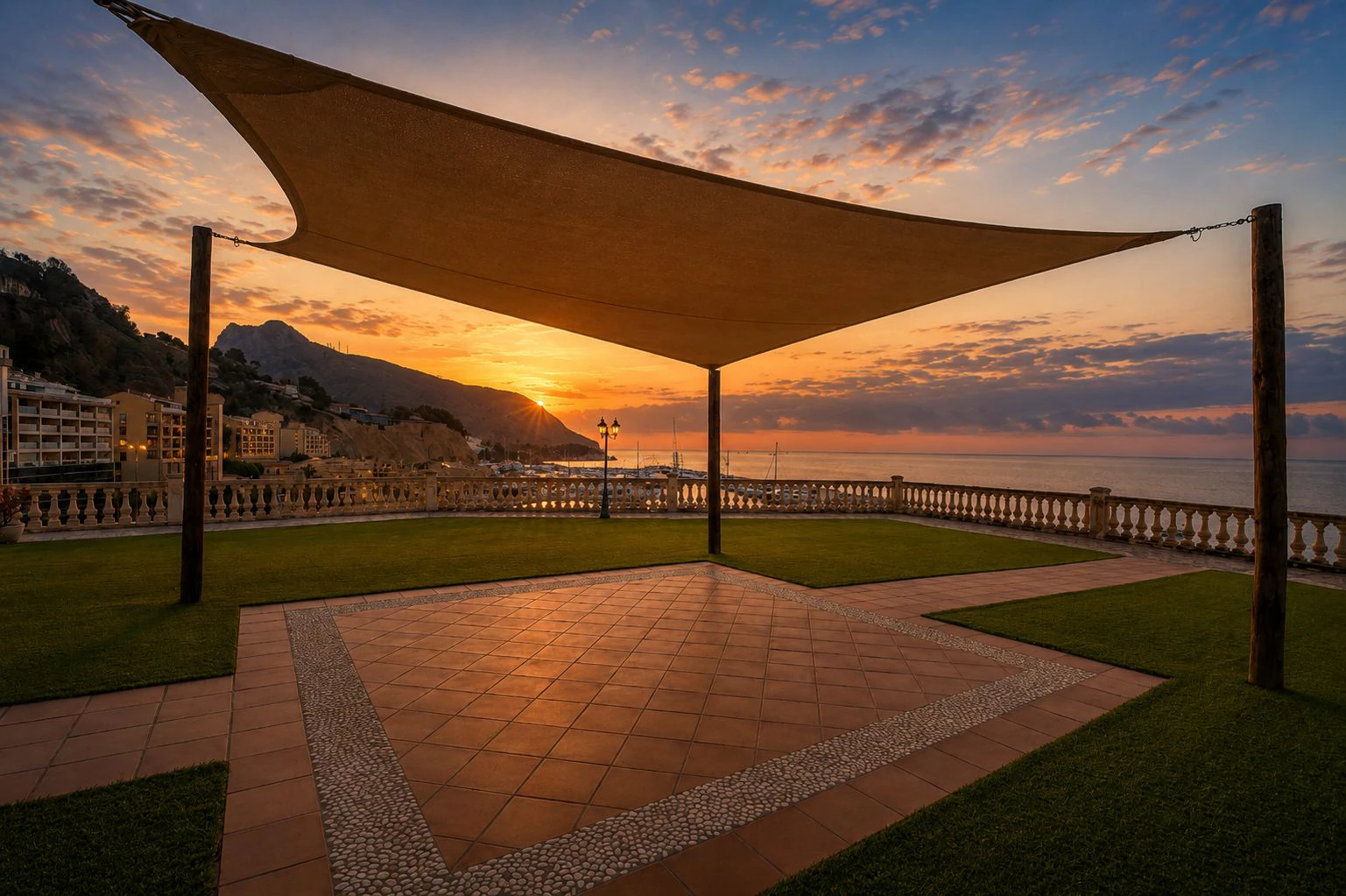 1379 - Villa La Grandalla — Right on the Mediterranean in Puerto Campomanes